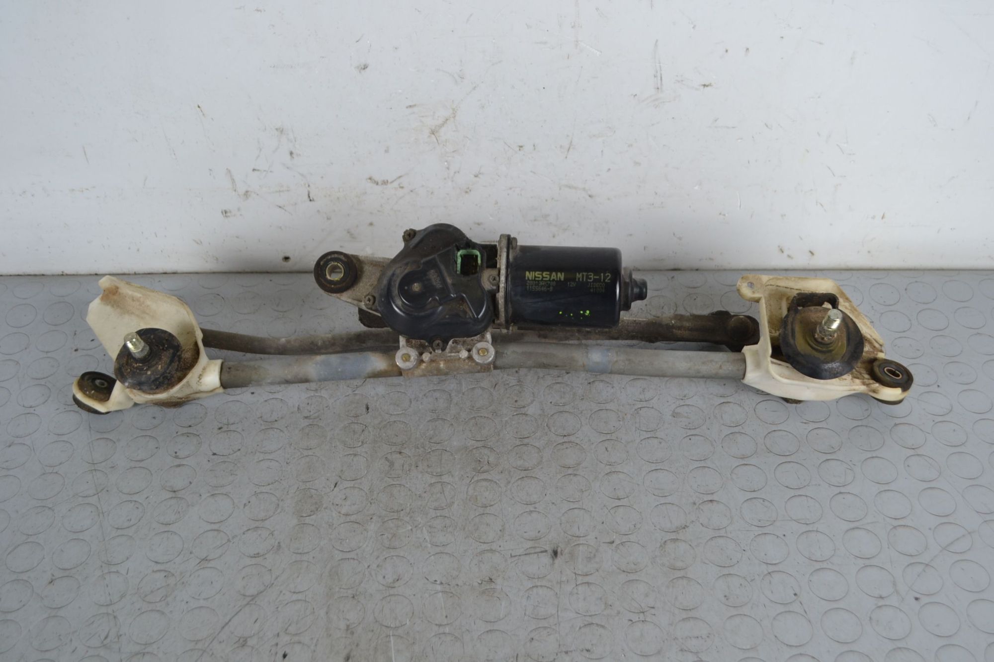 Motorino tergicristalli anteriore Nissan Micra K12 dal 2002 al 2010 Cod 28810ax700  1705326441870