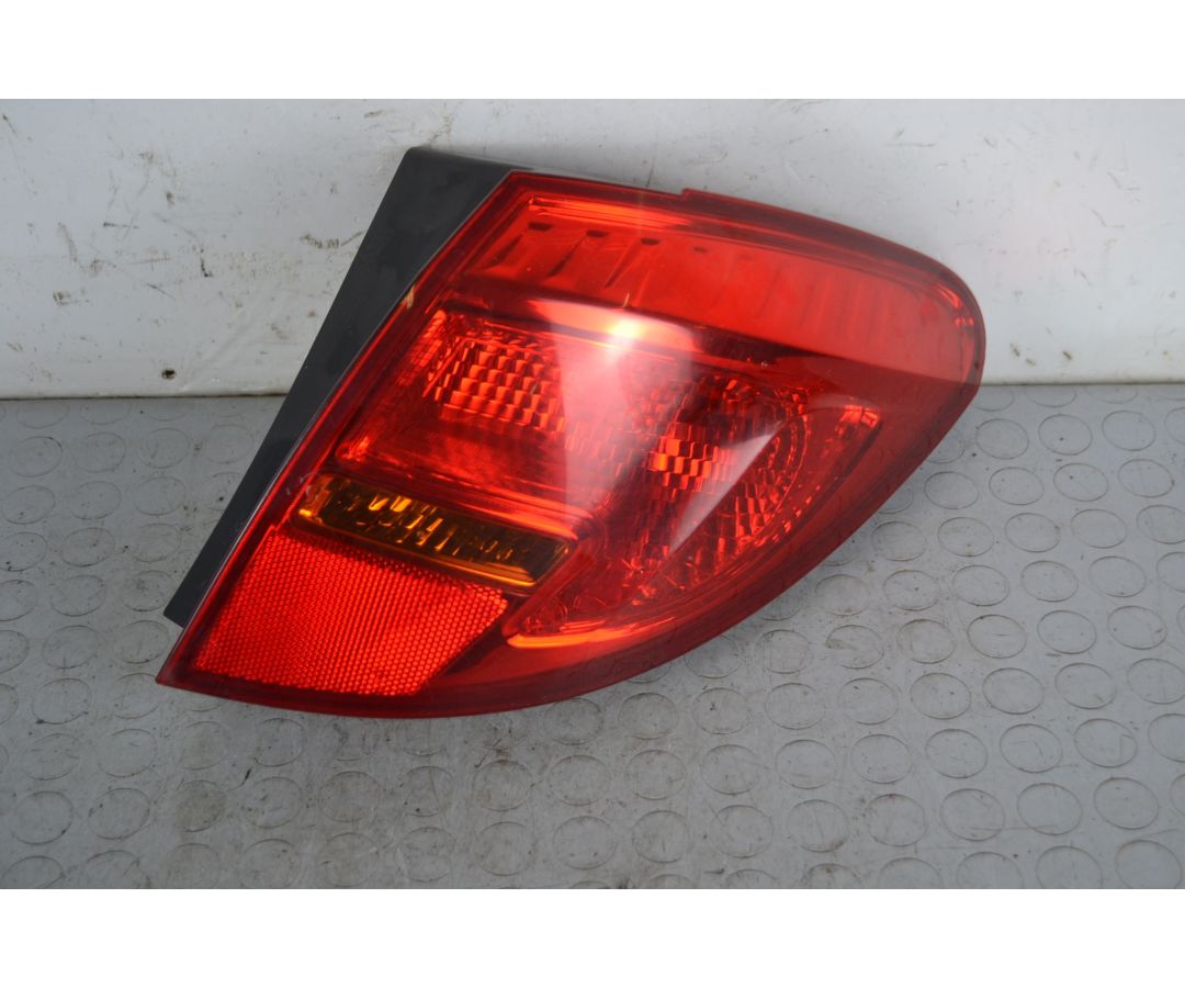 Fanale Stop Posteriore Esterno DX Opel Meriva B dal 2010 al 2017 Cod 13253628 1705335510826 Fanale Stop Posteriore Esterno DX Opel Meriva B dal 2010 al 2017 Cod 13253628 1705335510826