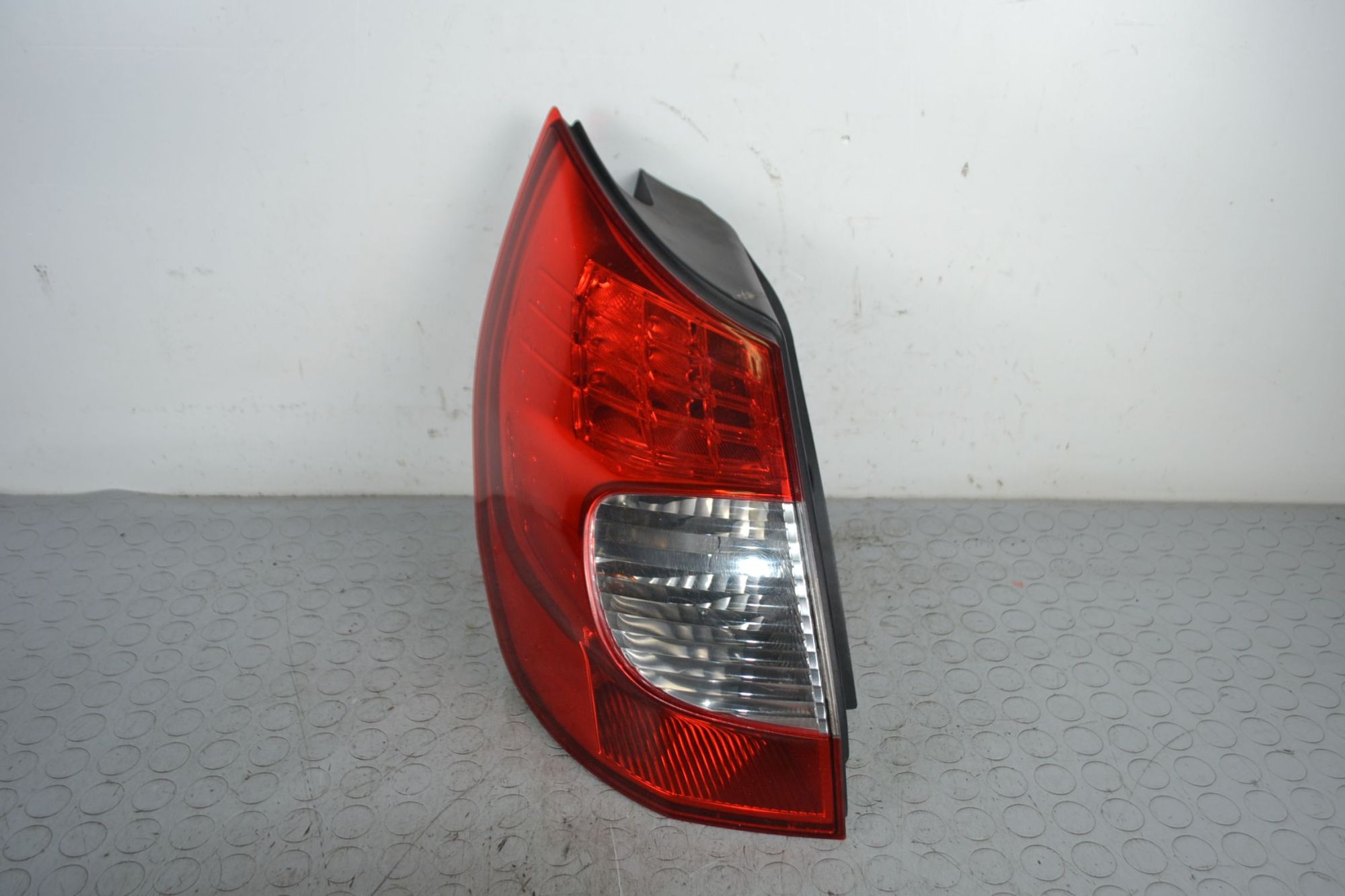 Fanale stop posteriore SX Renault Scenic II Dal 2003 al 2009 Cod 8200474328--A  1705395988122
