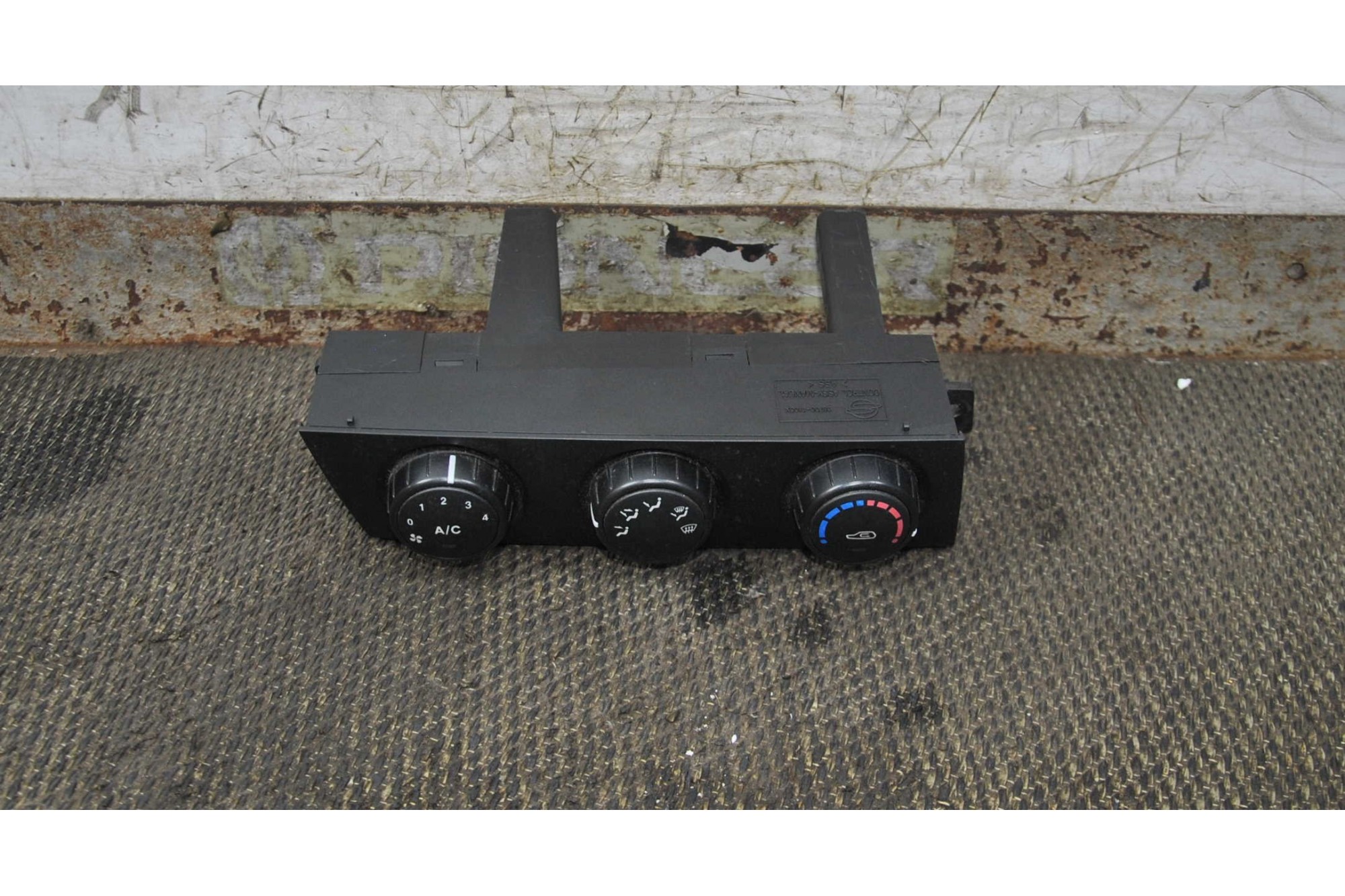 Controllo Comando Clima Ssangyong Actyon Dal 2006 al 2018 cod 68700-3100X  2411111151754