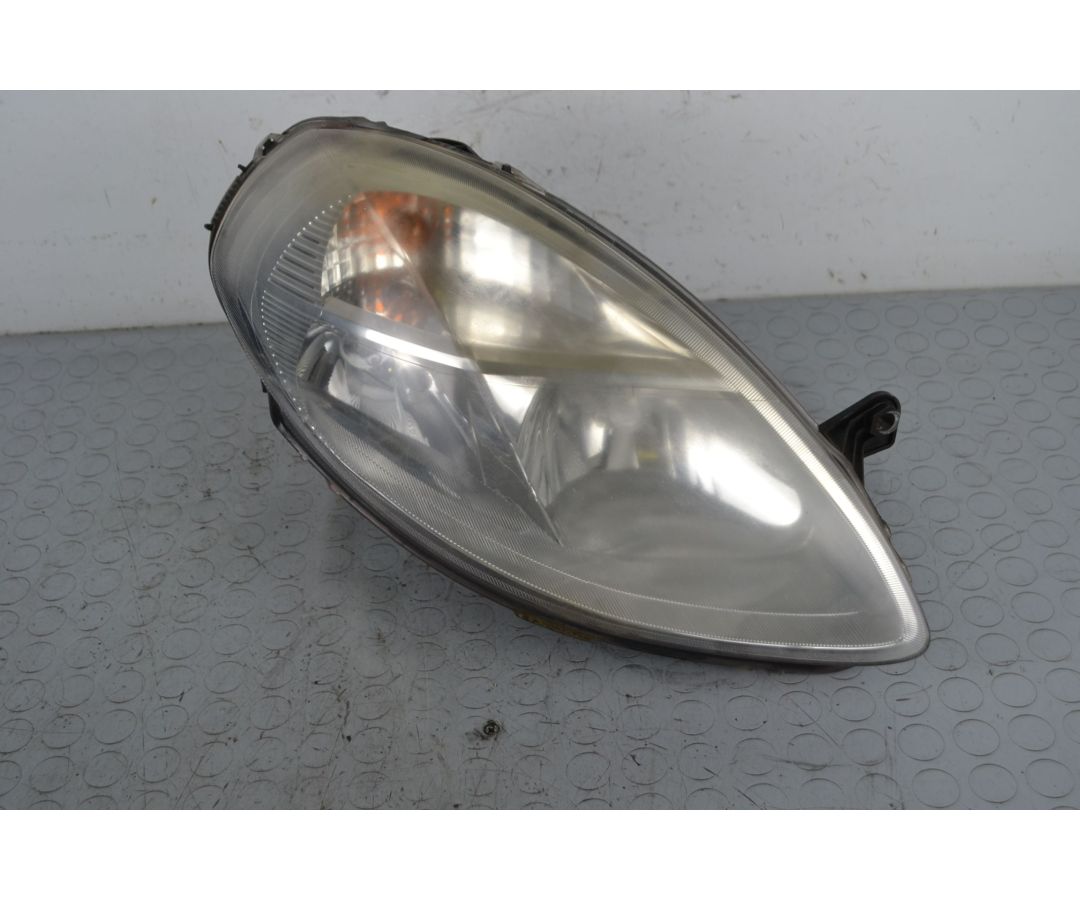 Faro Anteriore DX Lancia Ypsilon dal 2003 al 2011 Cod 270534-00 1705914497418 Faro Anteriore DX Lancia Ypsilon dal 2003 al 2011 Cod 270534-00 1705914497418