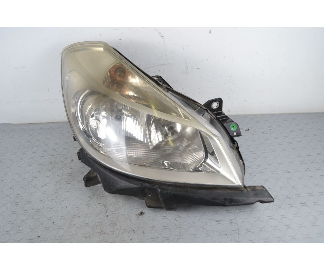 Faro Anteriore DX Renault Clio III dal 2005 al 2009 Cod 8200459823 1705922911166 Faro Anteriore DX Renault Clio III dal 2005 al 2009 Cod 8200459823 1705922911166