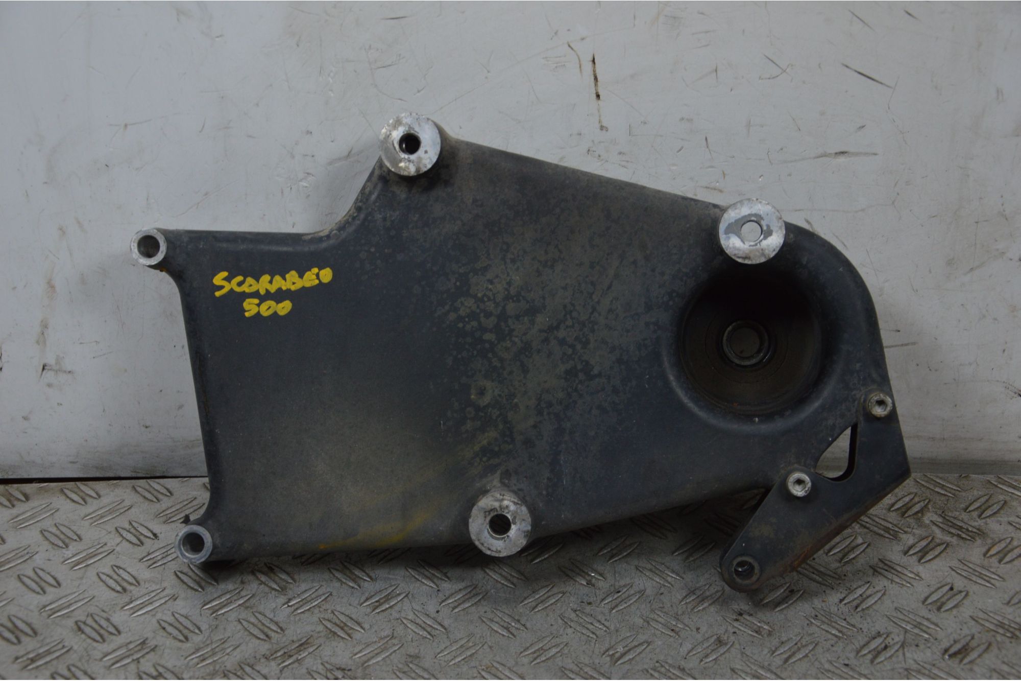 Staffa Supporto Marmitta Aprilia Scarabeo 500 dal 2002 al 2006  1705923424627