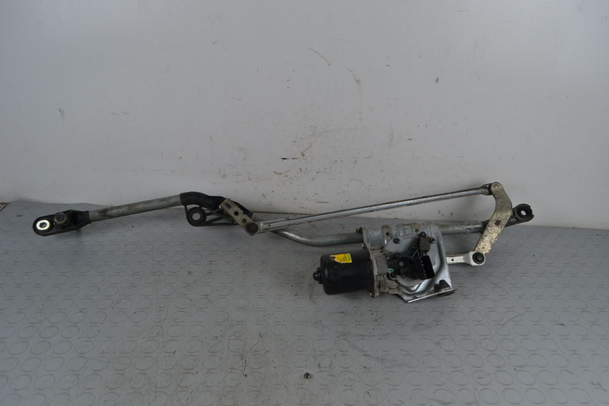 Motorino tergicristallo anteriore Renault Scenic II Dal 2003 al 2009  1705930753543