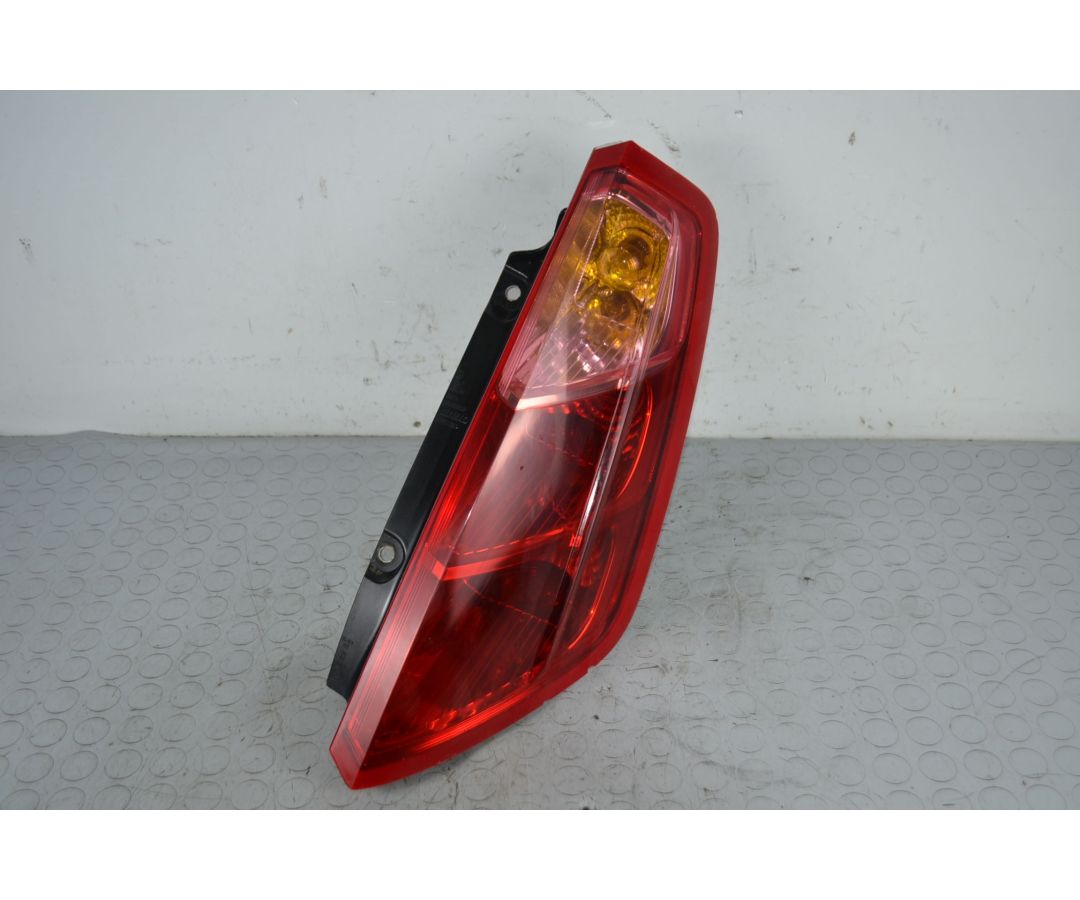Fanale Stop posteriore DX Fiat Grande Punto dal 2005 al 2018 Cod 51701590 1705931993030 Fanale Stop posteriore DX Fiat Grande Punto dal 2005 al 2018 Cod 51701590 1705931993030