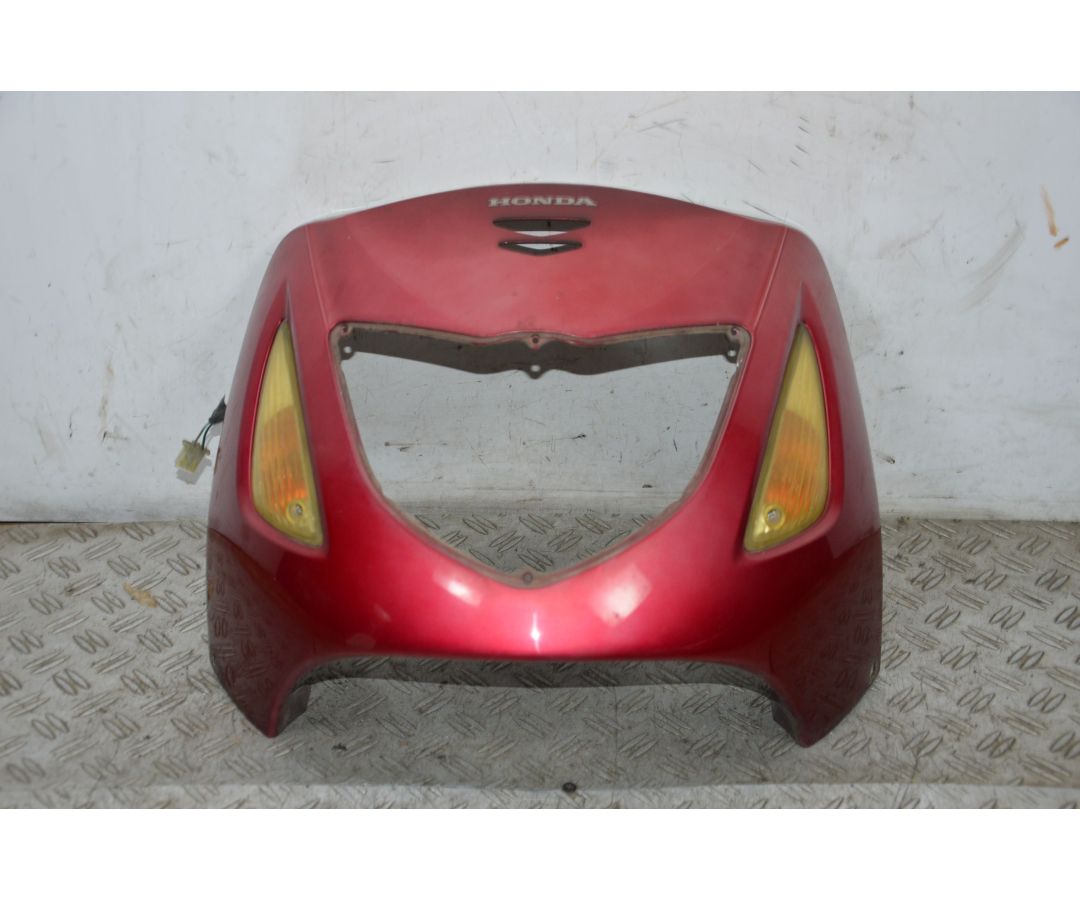 Carena Scudo Anteriore Con Frecce Honda SH 125 / 150 Dal 2001 al 2004 1706025085341 Carena Scudo Anteriore Con Frecce Honda SH 125 / 150 Dal 2001 al 2004 1706025085341