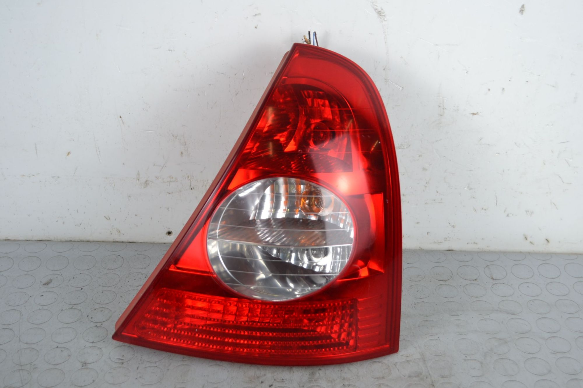 Fanale stop posteriore DX Renault Clio II Dal 1998 al 2012 Cod 8200071414  1706081752492