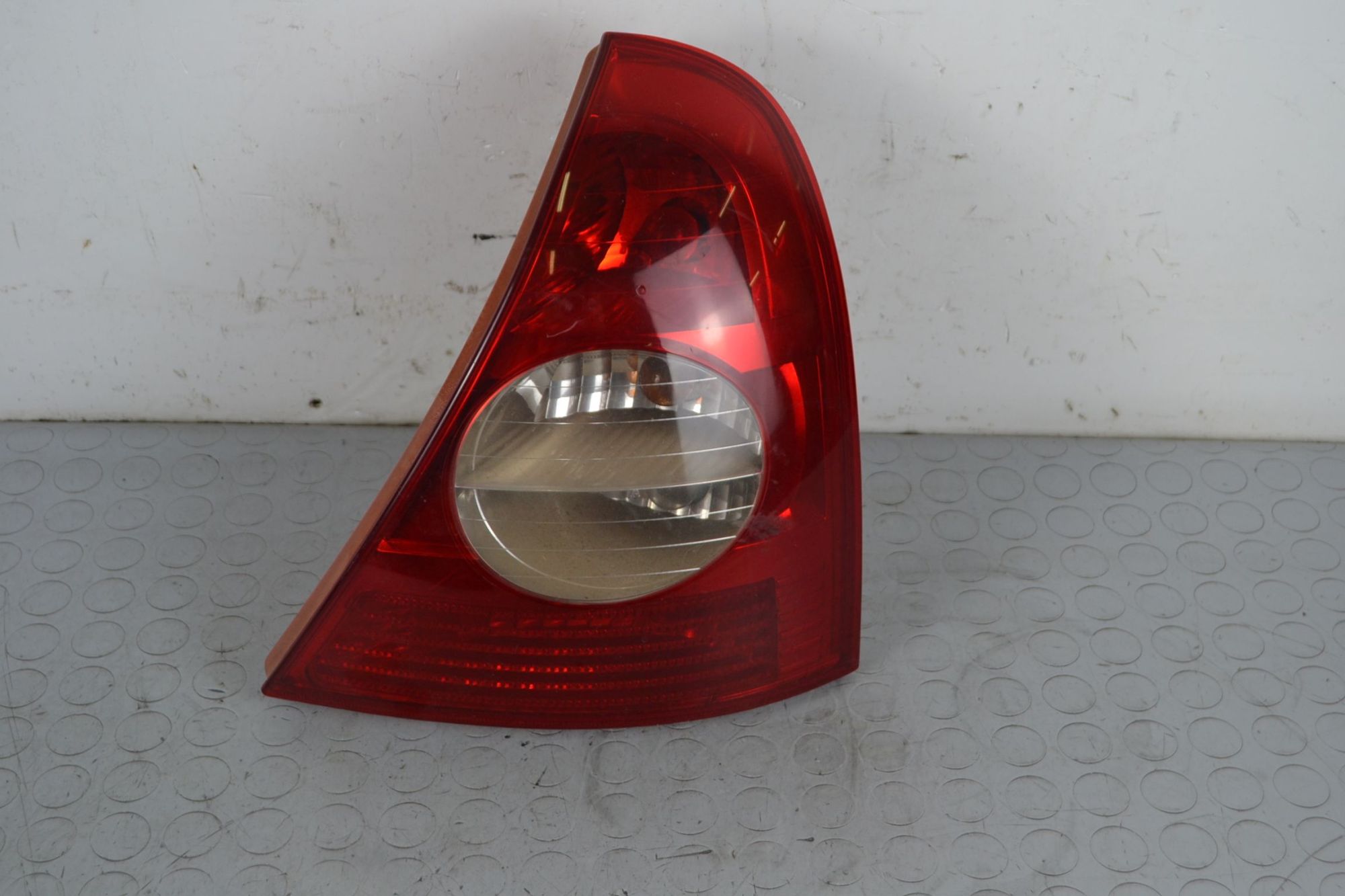 Fanale Stop Posteriore DX Renault Clio II dal 1998 al 2012 Cod 8200917487  1706086061483