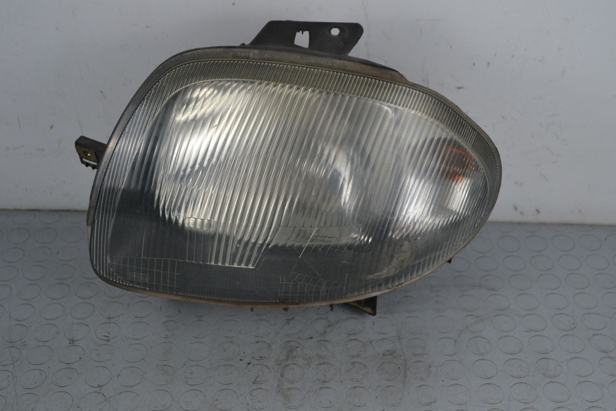Faro Anteriore SX Renault Clio II dal 1998 al 2012 Cod 7701697617  1706094351279