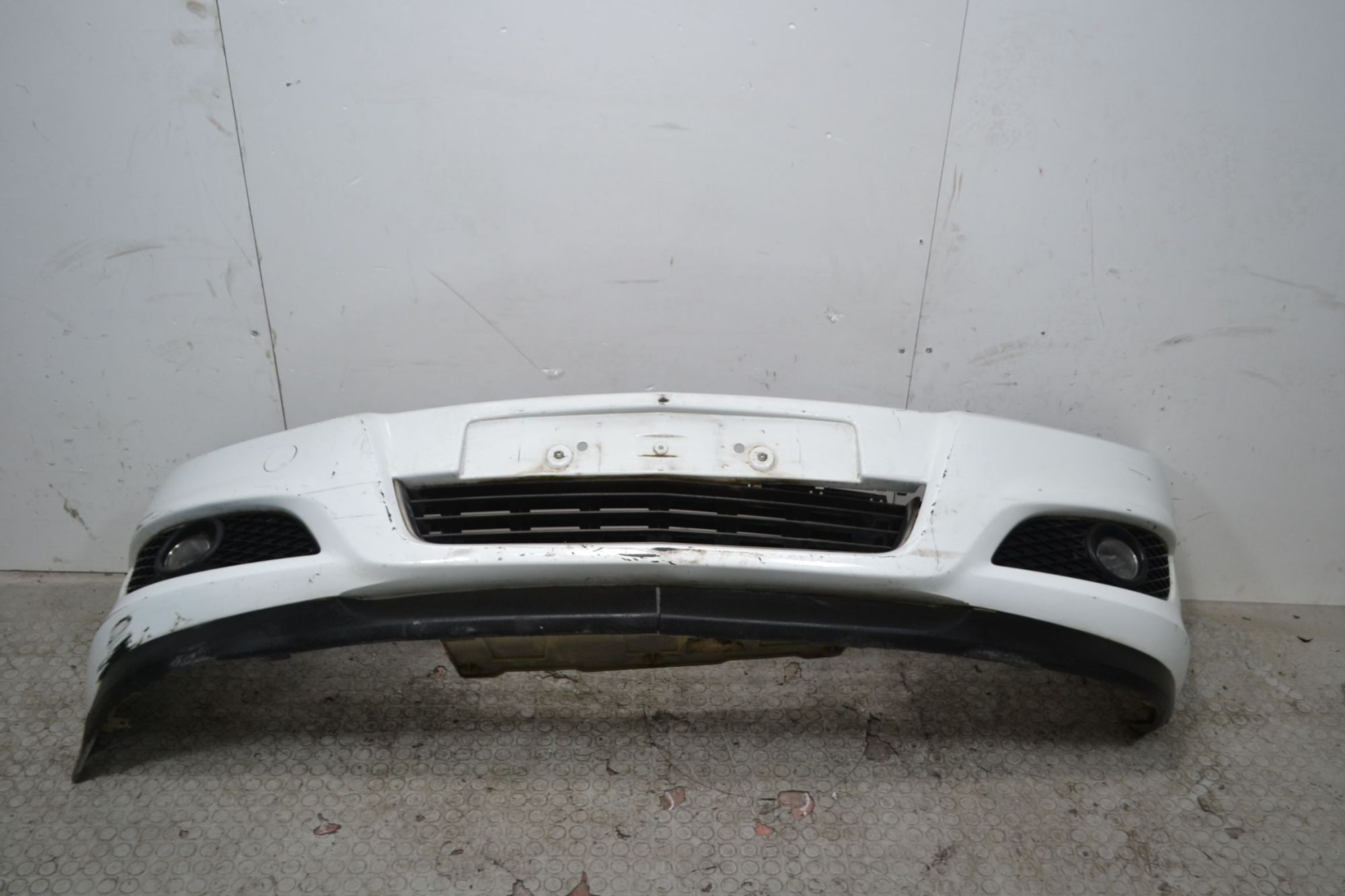 Paraurti anteriore Opel Astra H Dal 2004 al 2011 OE 13225745  1706102546895