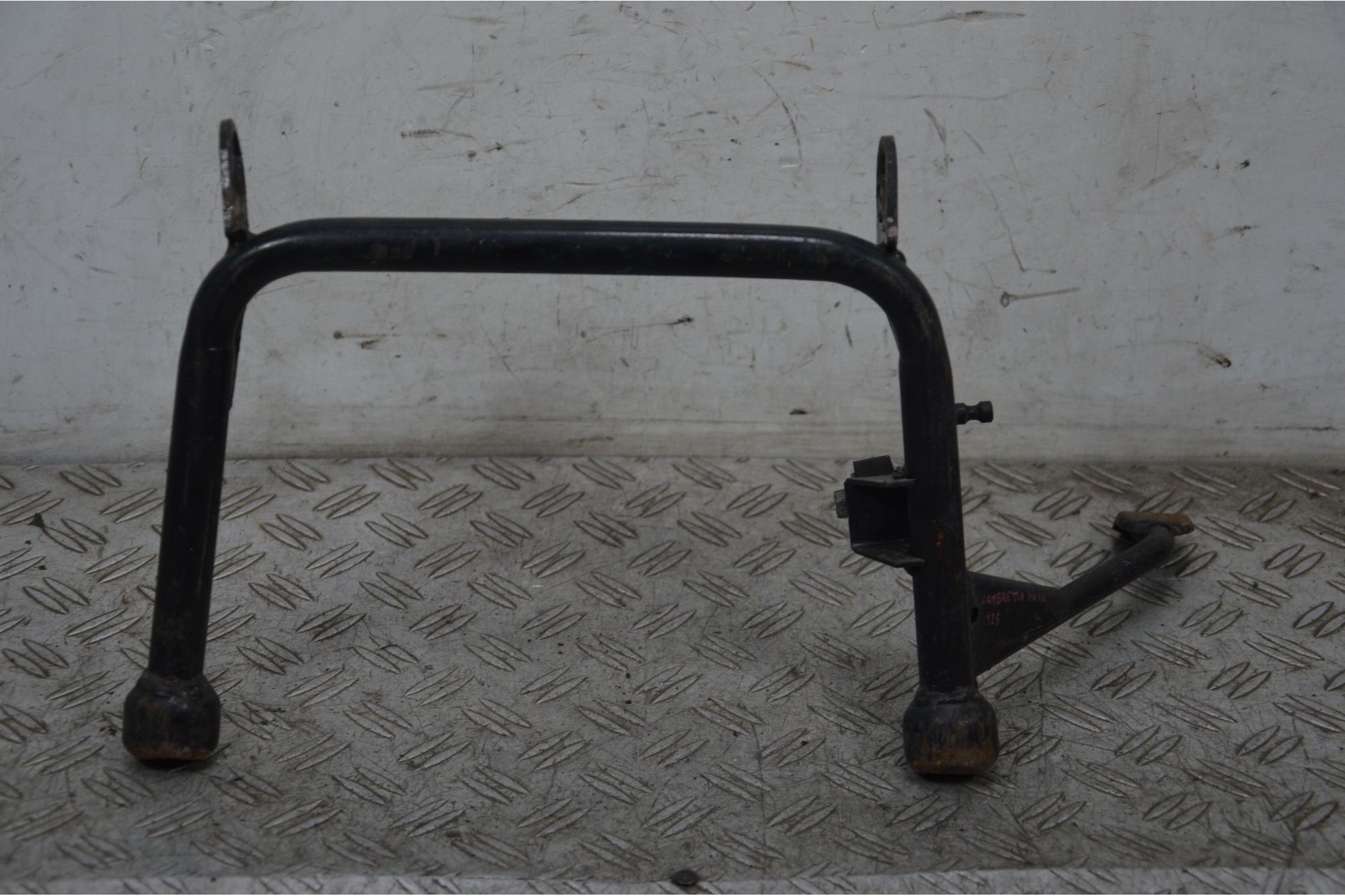 Cavalletto Centrale Lambretta Pato 125 dal 2007 al 2012  1706169404596