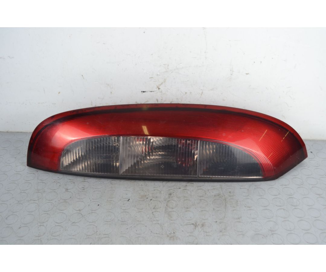 Fanale stop posteriore SX Opel Corsa C Dal 2000 al 2006 Cod 09114336 1706170891934 Fanale stop posteriore SX Opel Corsa C Dal 2000 al 2006 Cod 09114336 1706170891934
