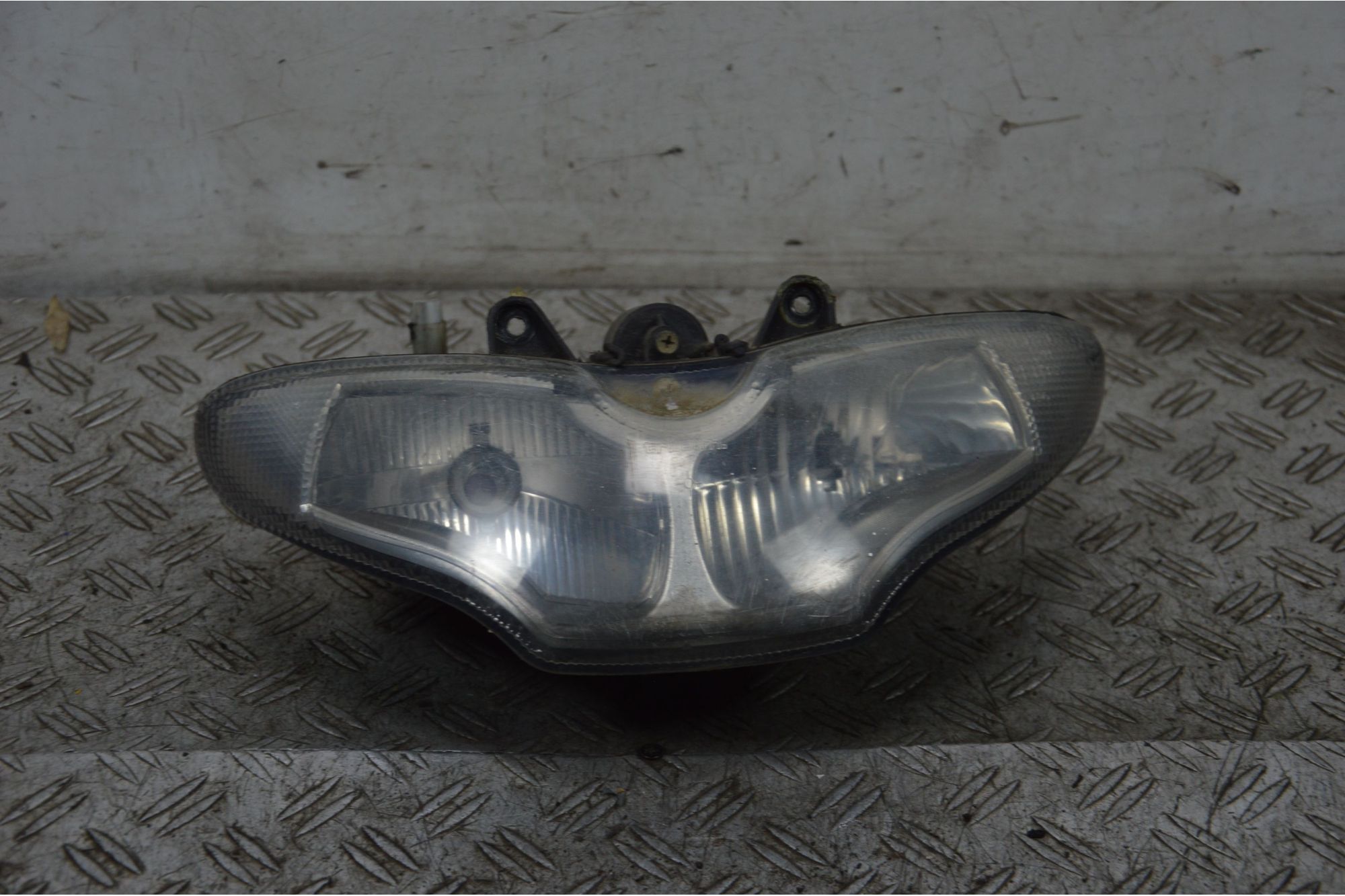 Faro Fanale Anteriore Gilera Runner 50 dal 1997 al 2003  1706174519483