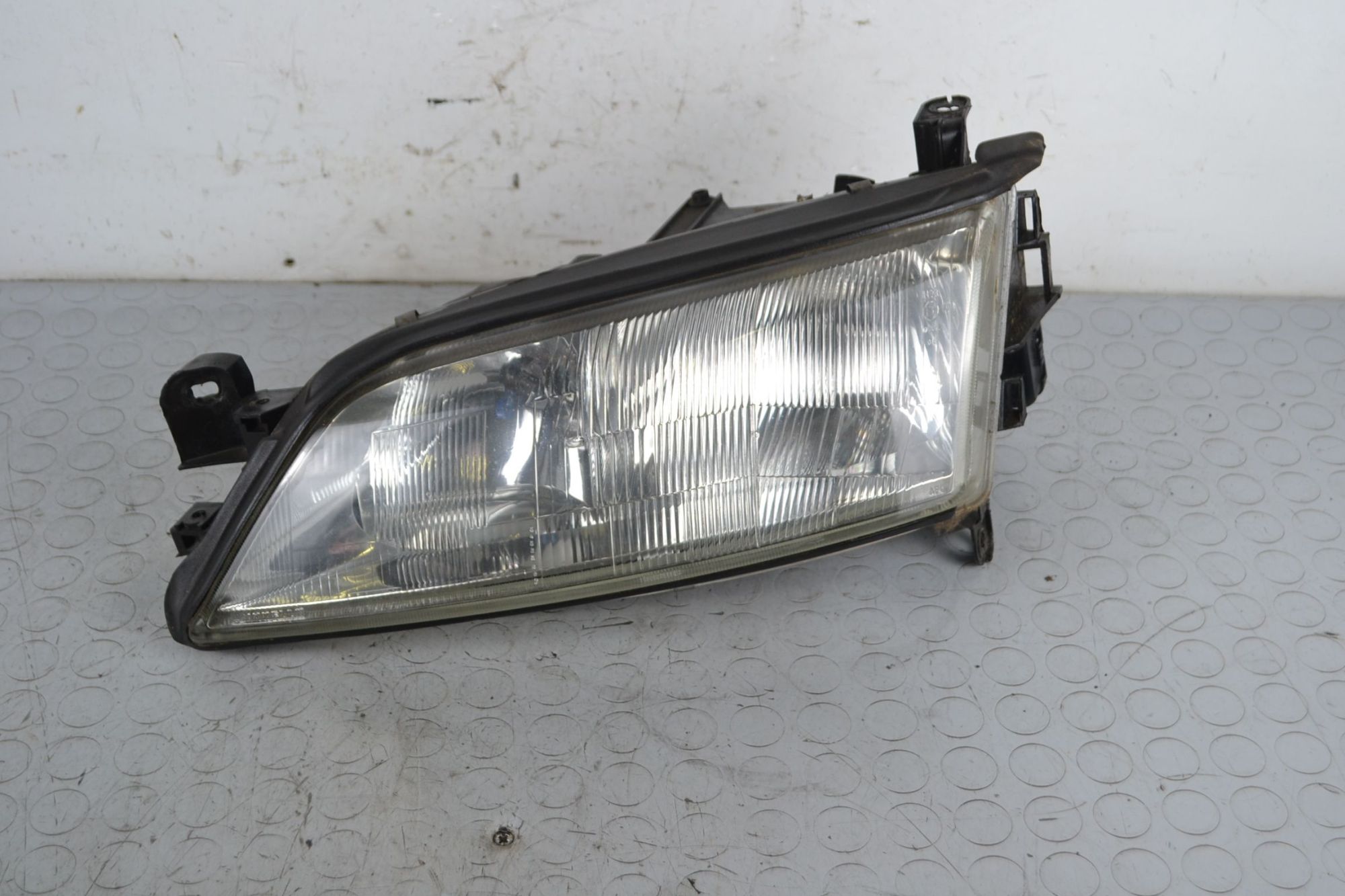 Faro Anteriore SX Opel Vectra B dal 1995 al 1999 Cod 54532889  1706263194812