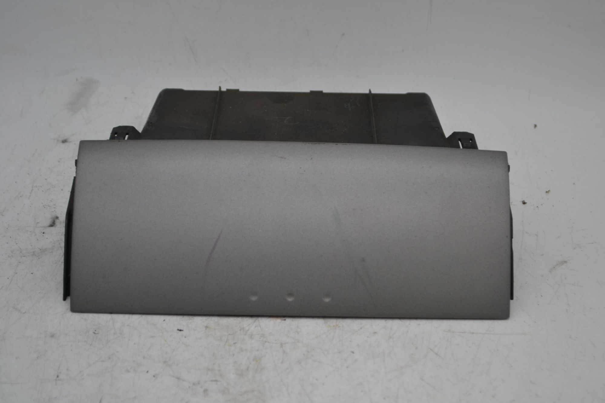 Vano portaoggetti centrale Daihatsu Trevis Dal 2004 al 2010 Cod 55359B2050  1706269839335