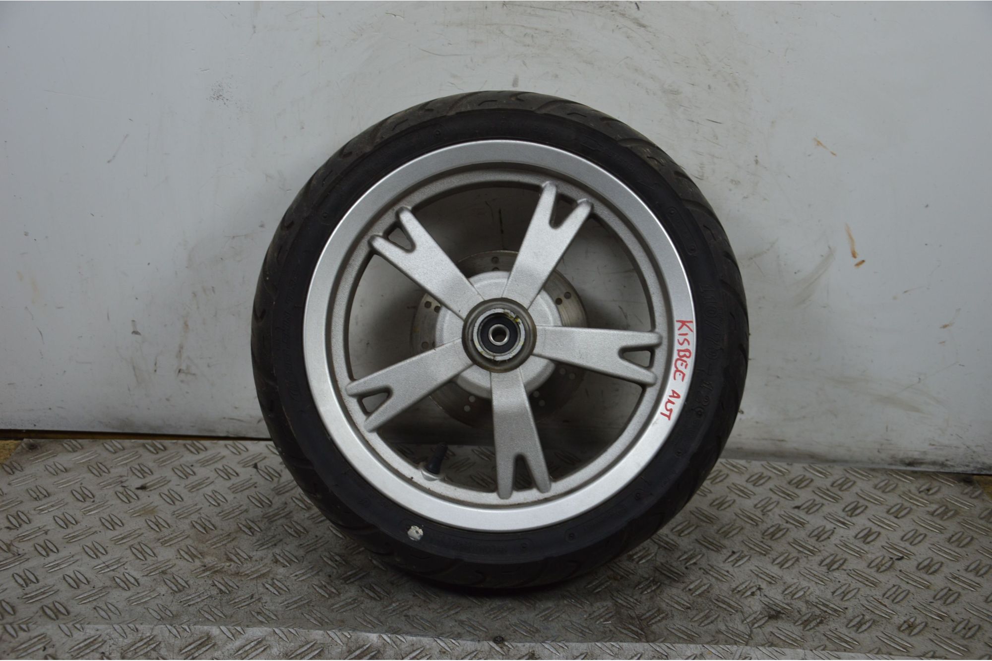 Cerchio Anteriore Peugeot Kisbee 50 Dal 2010 al 2017  1706284590266