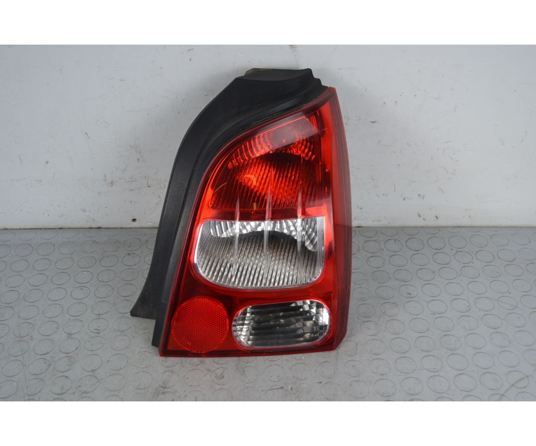 Fanale Stop posterore DX Renault Twingo II dal 2007 al 2011 Cod 8200387889 1706526836527 Fanale Stop posterore DX Renault Twingo II dal 2007 al 2011 Cod 8200387889 1706526836527