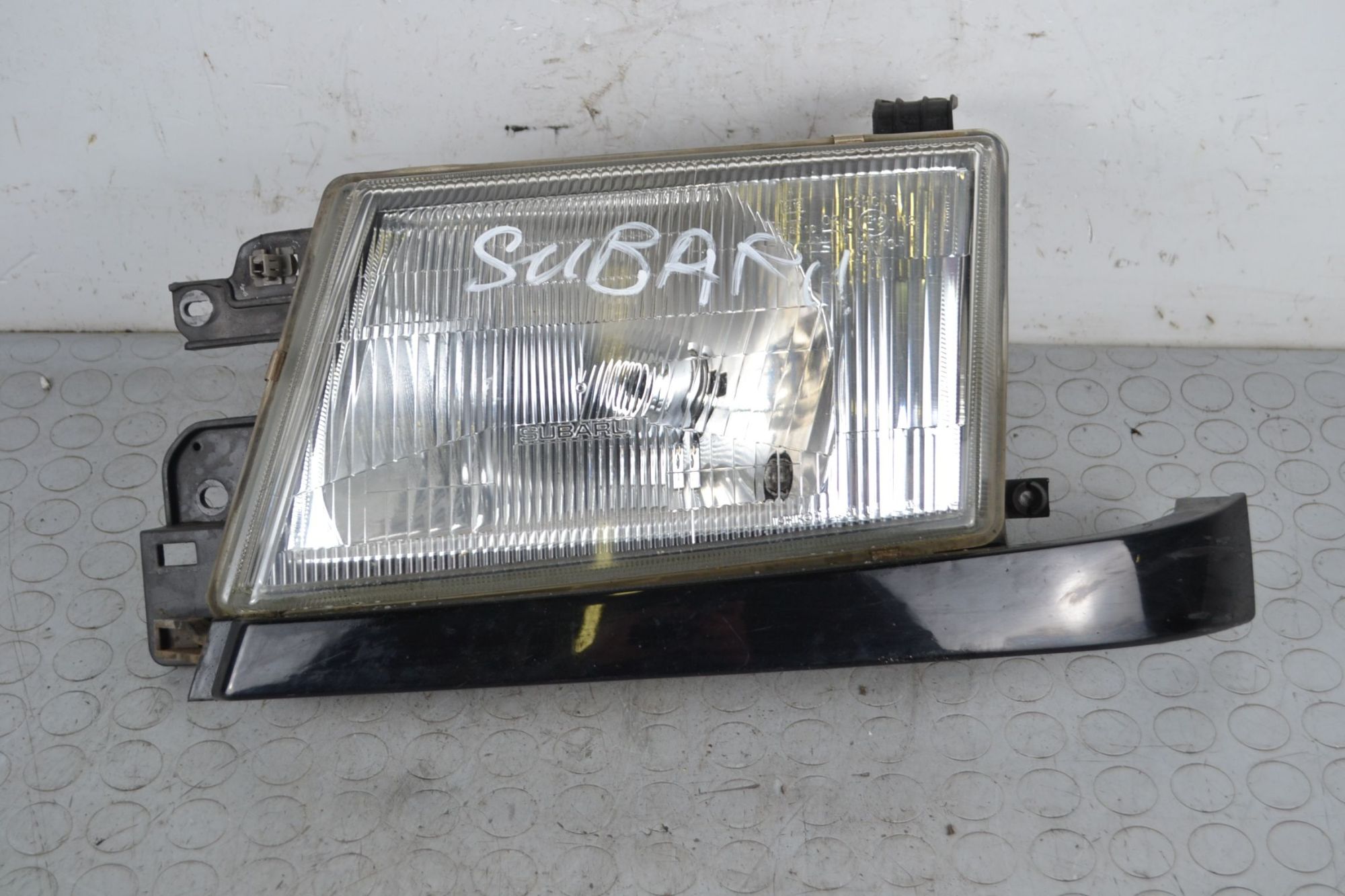 Faro Anteriore SX Subaru Forester I dal 1997 al 2002 Cod 84001FC052  1706605454048