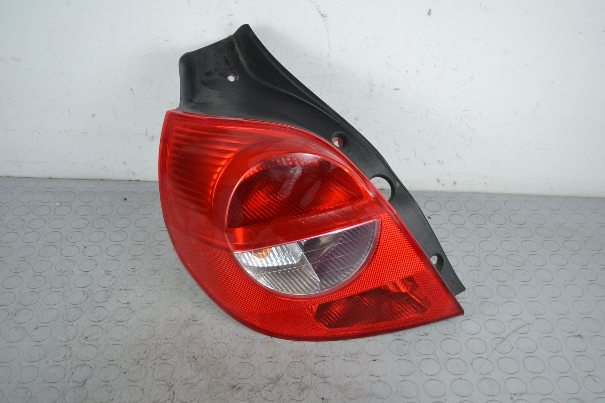 Fanale Stop posteriore SX Renault Clio III dal 2005 al 2013 Cod 89035079  1706610032132