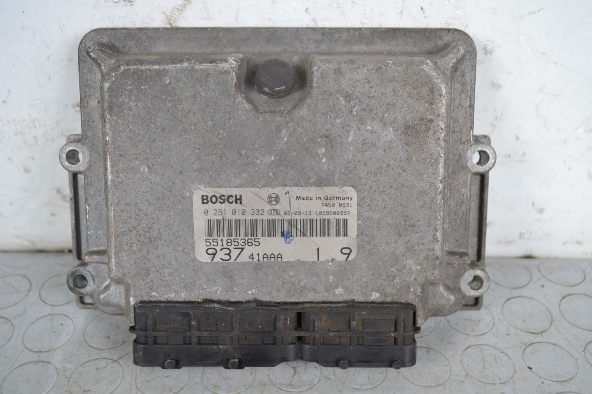 Centralina ECU Alfa Romeo 147 Dal 2000 al 2010 Cod 55185365  1706700168512