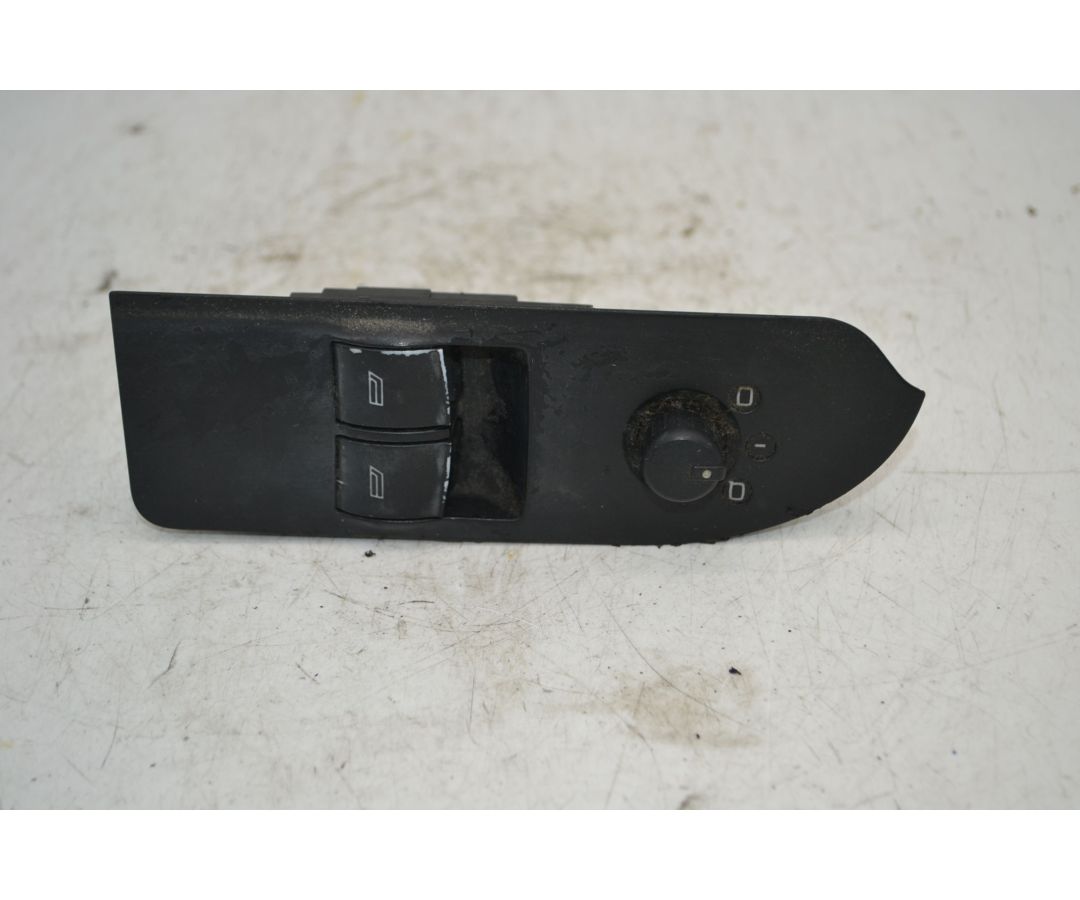 Pulsantiera Alzacristalli Anteriore SX Audi A4 B6 dal 2000 al 2004 Cod 8Z0959851C5PR 1706716299347 Pulsantiera Alzacristalli Anteriore SX Audi A4 B6 dal 2000 al 2004 Cod 8Z0959851C5PR 1706716299347