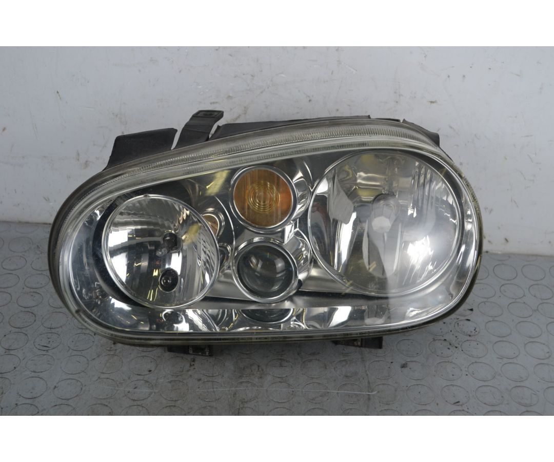 Faro anteriore SX Volkswagen Golf IV Dal 1997 al 2004 Cod 1J1941017F 1706800707864 Faro anteriore SX Volkswagen Golf IV Dal 1997 al 2004 Cod 1J1941017F 1706800707864
