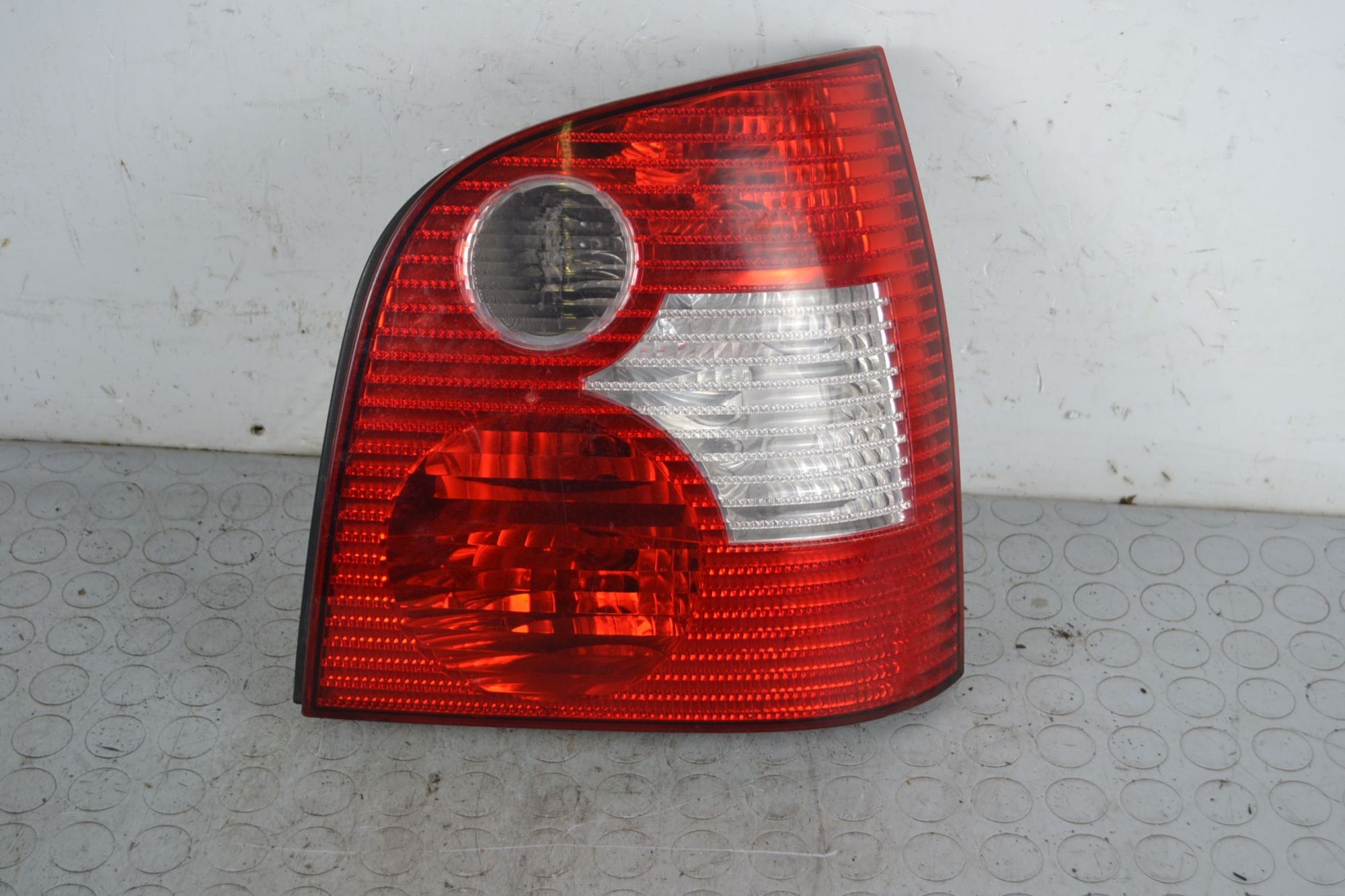 Fanale Stop Posteriore DX Volkswagen Polo 9N dal 2001 al 2009 Cod 6Q6945096G  1706890554324