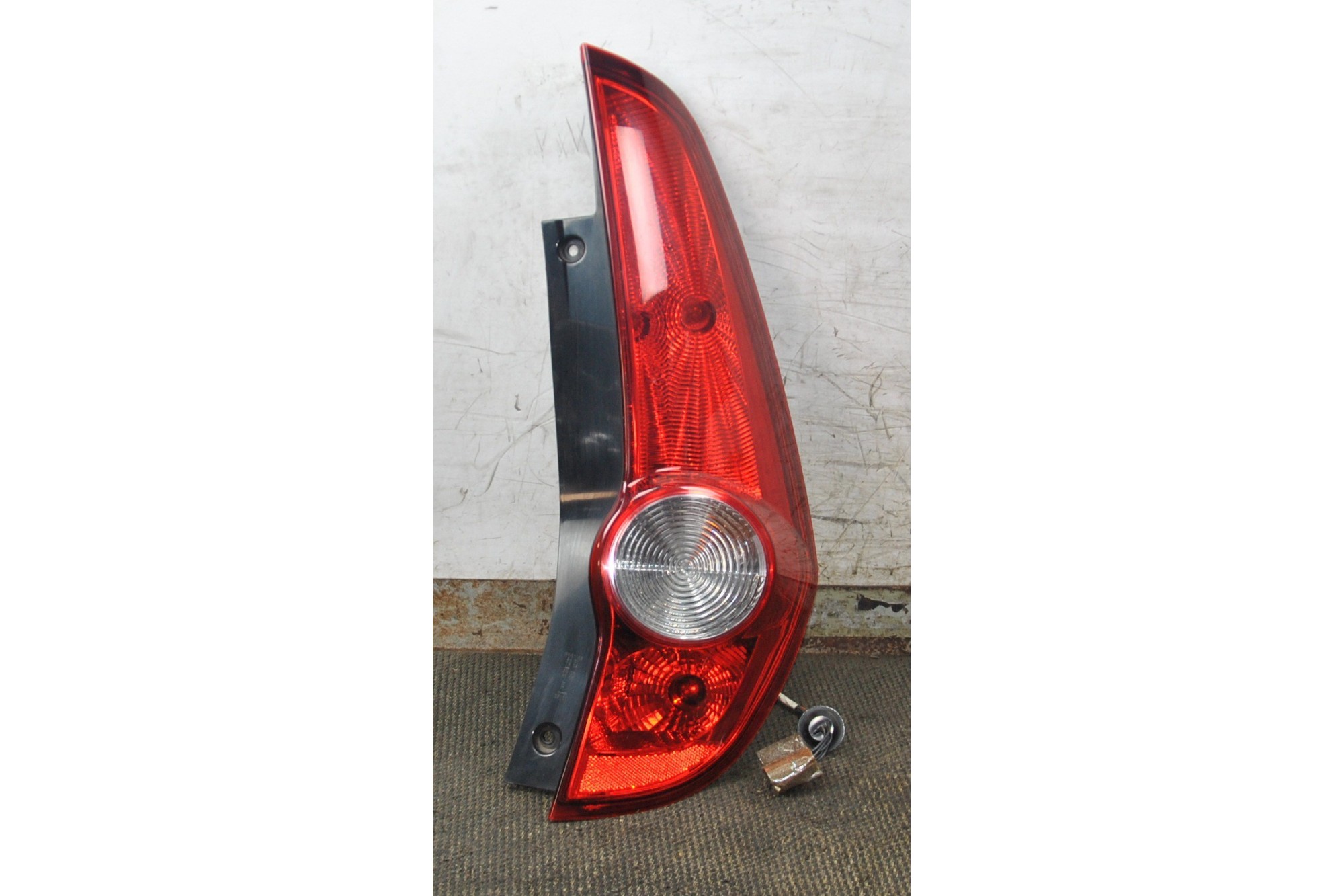 Fanale Stop Destro DX Opel Agila B Dal 2008 al 2015 cod. 89071614  2411111154564