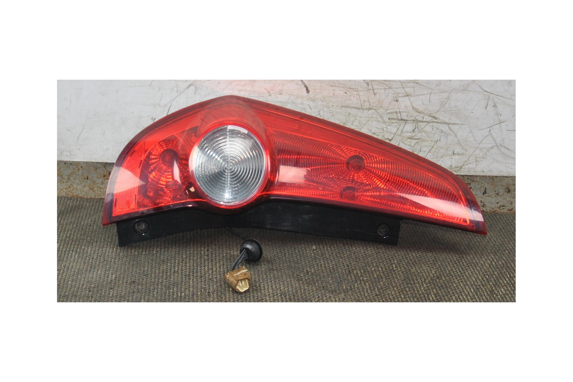 Fanale Stop Sinistro SX Opel Agila B Dal 2008 al 2015 cod. 89071595  2411111154571
