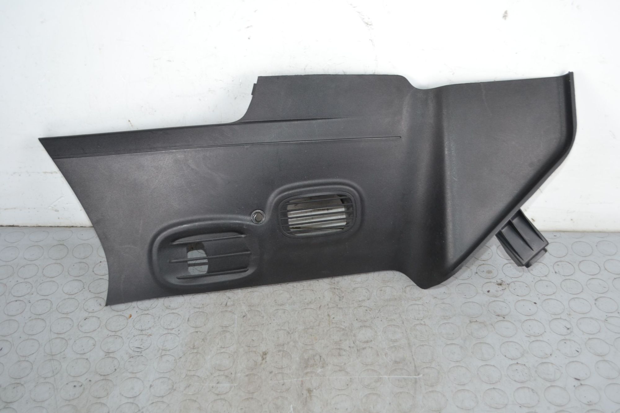 Rivestimento Cruscotto Laterale Inferiore SX Fiat Panda 312 dal 12/2011 al 04/2017 Cod 735498958 Cod Motore 199A9000  1707149...