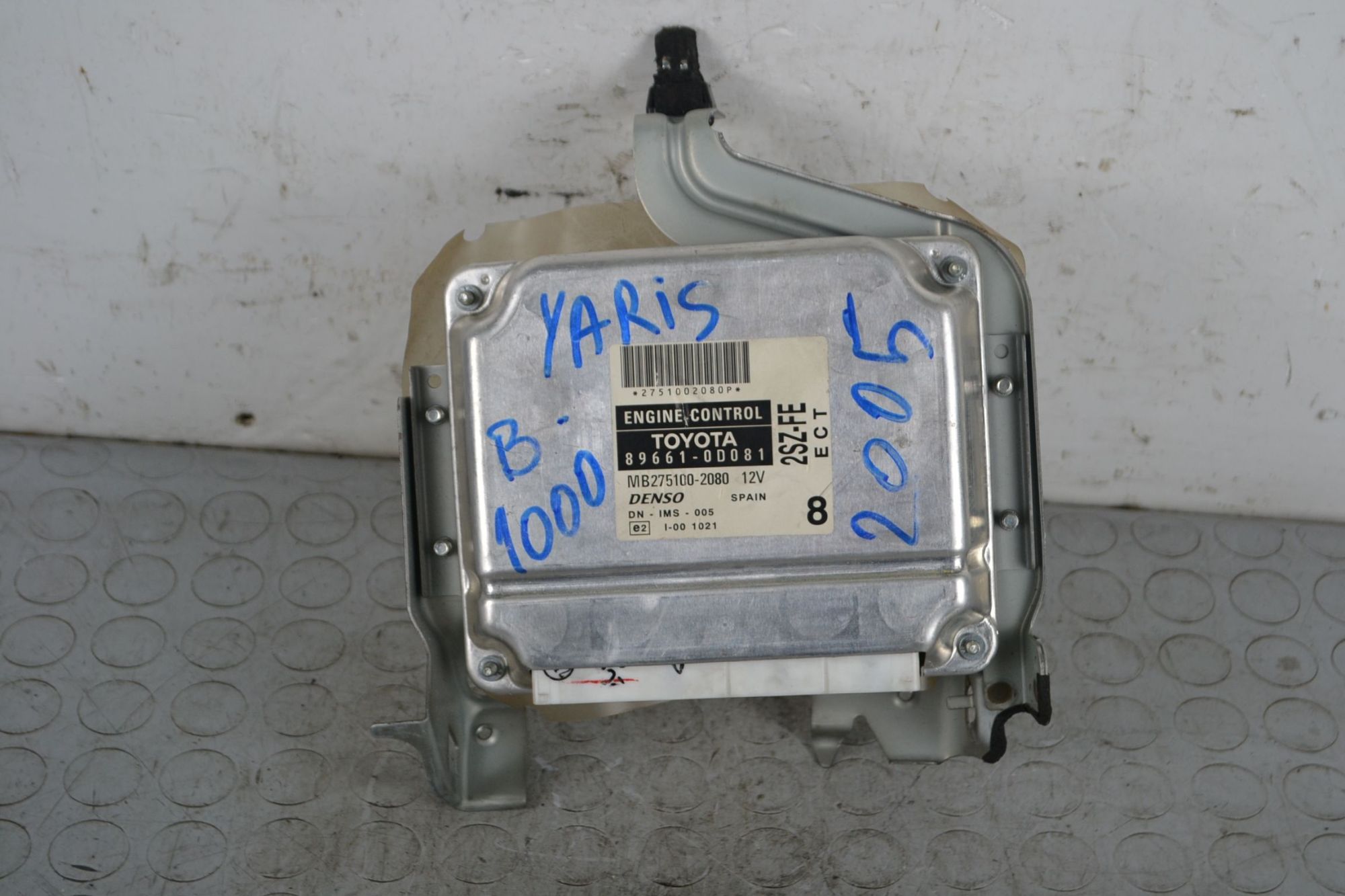 Centralina ECU Toyota Yaris I dal 1999 al 2005 Cod 89661-0d081  1707399285771