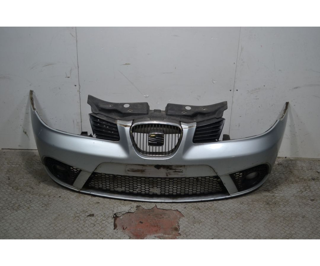 Paraurti anteriore Seat Ibiza 6L1 Dal 2002 al 2009 Colore grigio argento  1707401265418