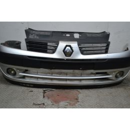 Paraurti anteriore Renault Clio II Dal 2001 al 2012 Colore grigio argento  1707401823939