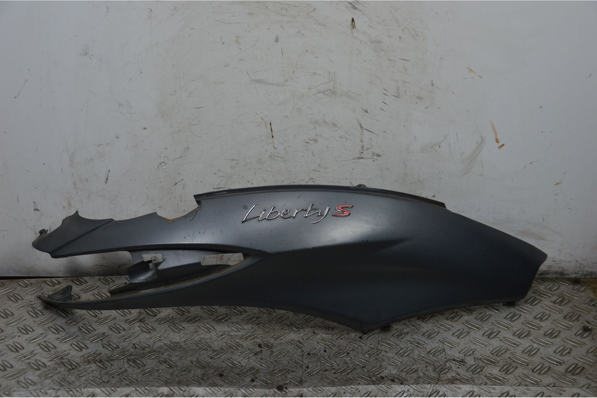 Carena Fianchetto Posteriore Destro Dx Piaggio Liberty 125 S Dal 2017 Al 2020  1707467156538