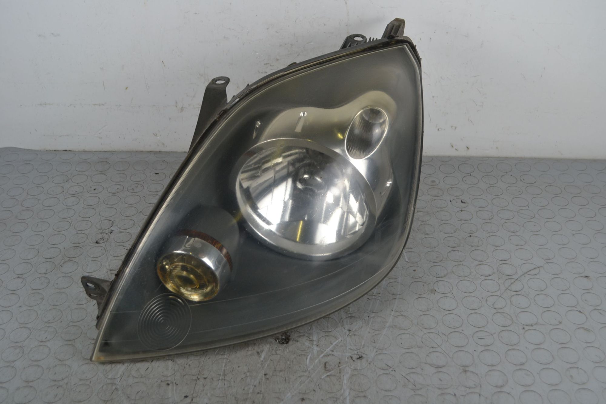 Faro Anteriore SX Ford Fiesta V dal 2006 al 2008  1707475011355