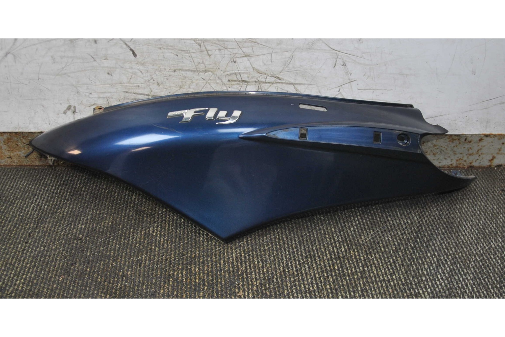 Carena Fianchetto Posteriore Sinistro Sx Piaggio Fly 125 dal 2013 al 2017  2411111155332
