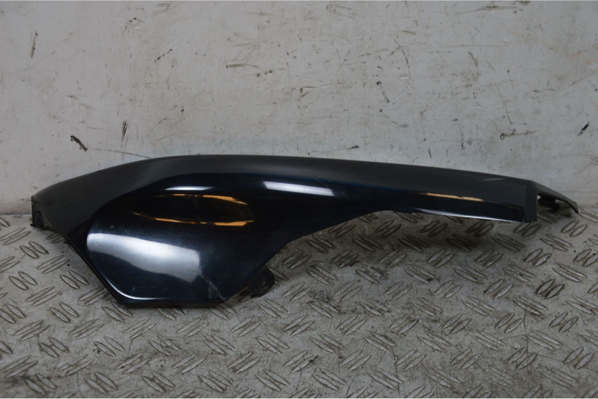 Carena Fianchetto Posteriore Sinistra Honda NC 750 X Dal 2014 al 2017 COD 64290-MGS-D300  1707734834220