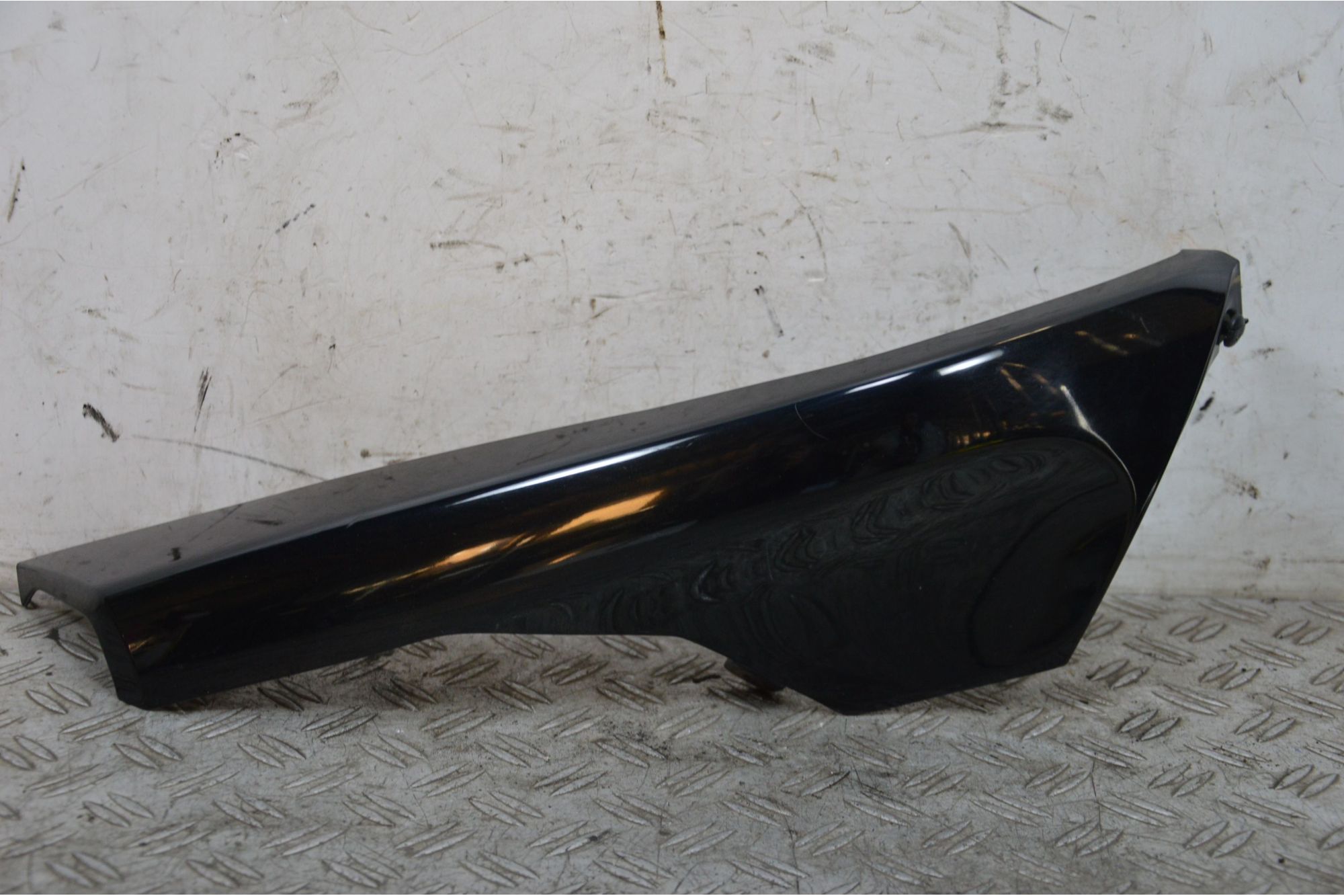 Carena Fianchetto Posteriore Destro Honda NC 750 X Dal 2014 al 2017 COD 64280-MGS-D300  1707735727996