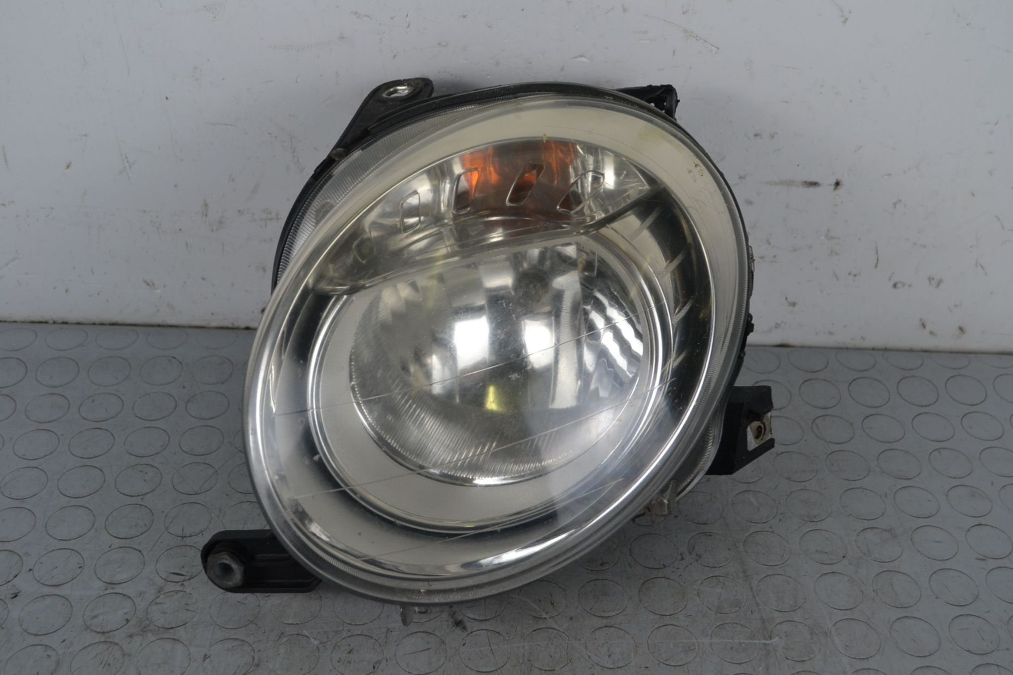 Faro fanale anteriore SX Fiat 500 Dal 2007 al 2015 Cod 45550748  1707738576669