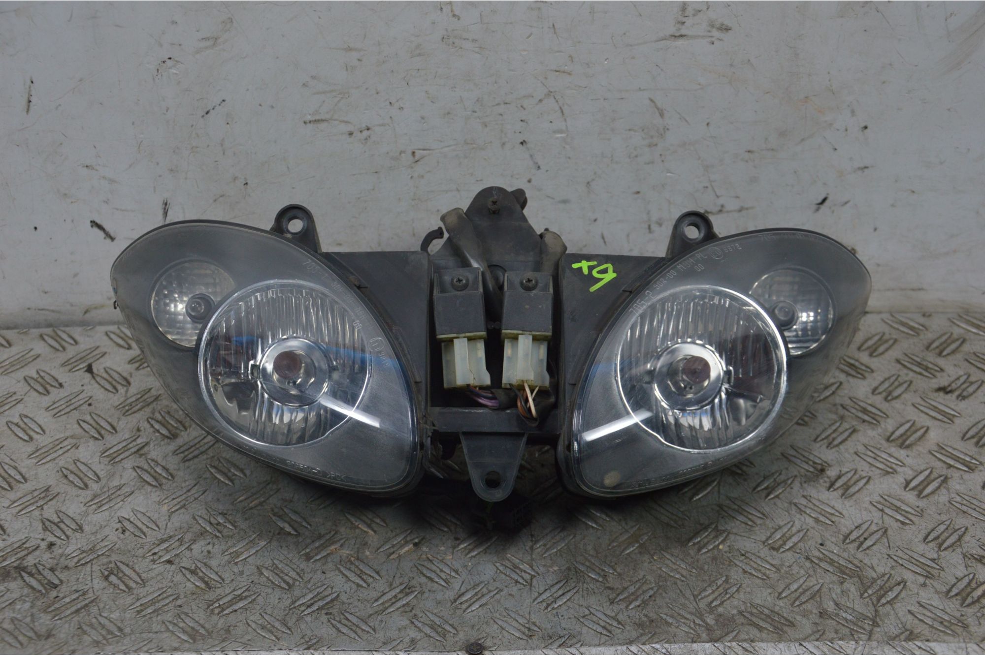 Faro Fanale Anteriore Piaggio X9 250 Dal 1999 al 2002  1707753865946