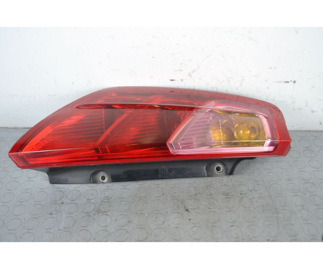 Fanale Stop Posteriore SX Fiat Grande Punto dal 2005 al 2018 Cod 51701589 1707819341612 Fanale Stop Posteriore SX Fiat Grande Punto dal 2005 al 2018 Cod 51701589 1707819341612