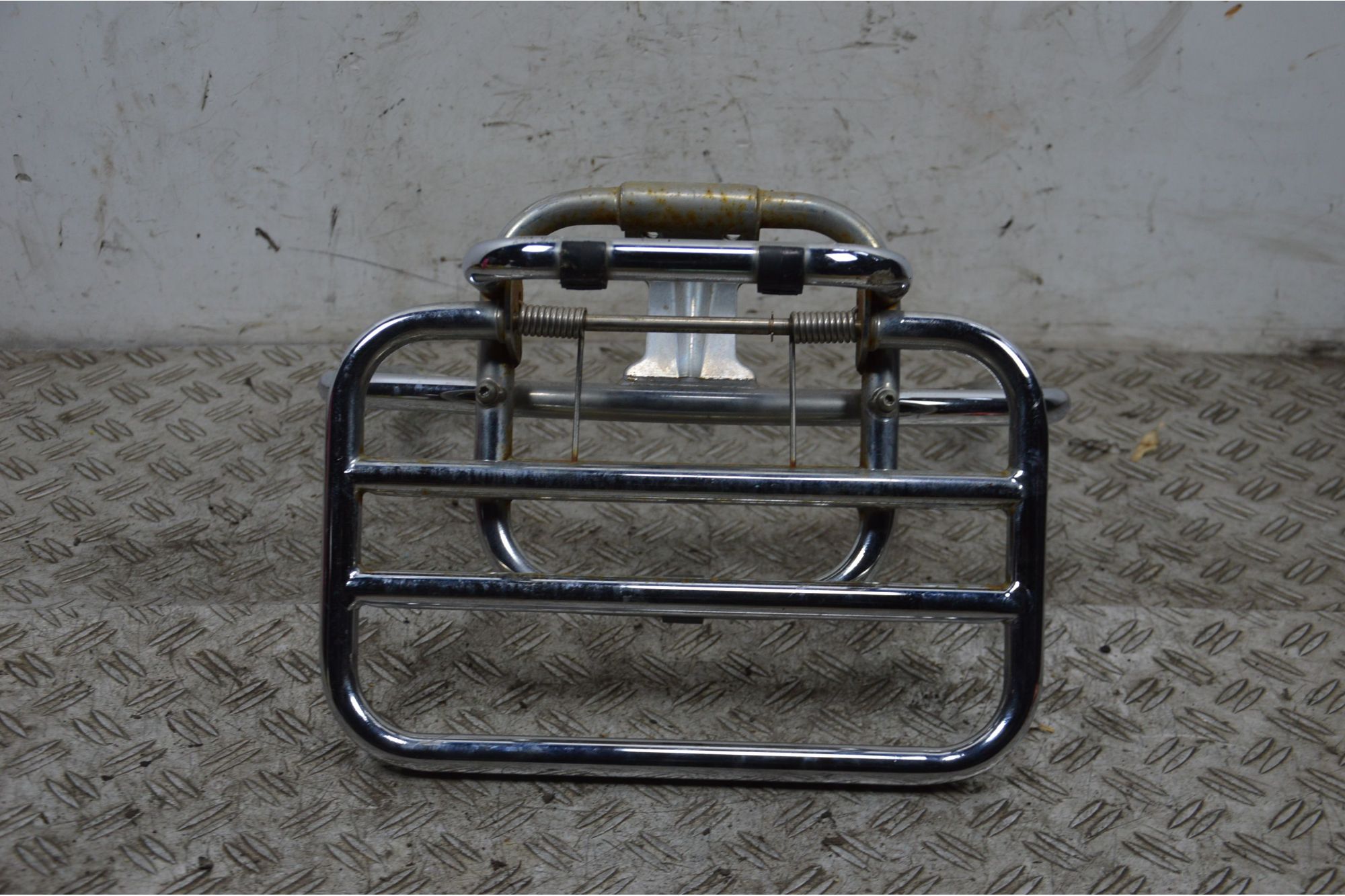 Maniglione Portapacchi posteriore Piaggio Vespa GTS 250 Dal 2005 al 2012  1707919266112