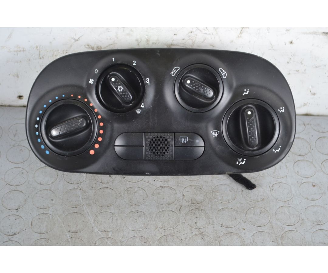 Controllo comando clima Fiat 500 Dal 2007 al 2015 Cod 5H0146900 1708425255218 Controllo comando clima Fiat 500 Dal 2007 al 2015 Cod 5H0146900 1708425255218