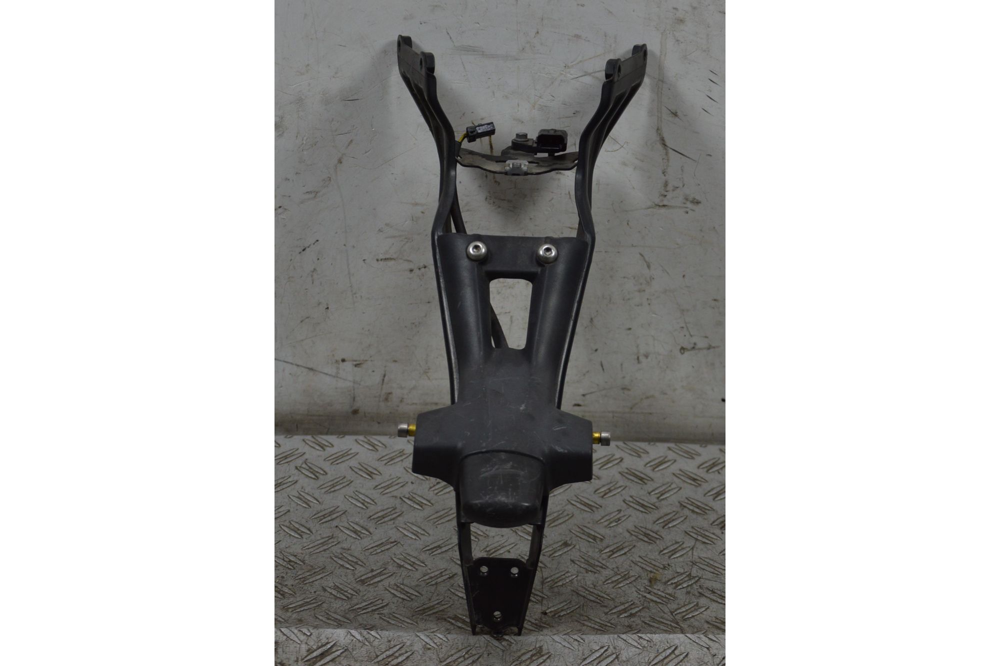 Carena Portatarga Supporto Frecce Triumph Speed Four Dal 2004 al 2006  1708425500615