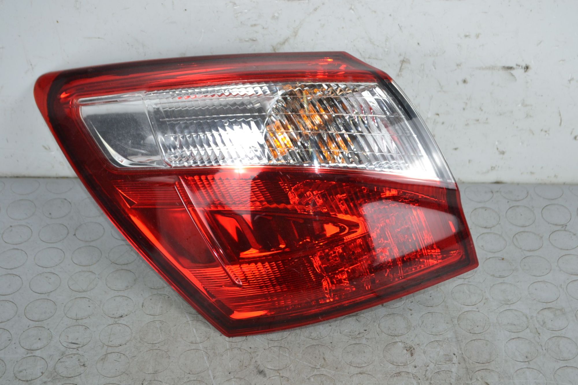 Fanale Stop posteriore SX Nissan Qashqai J10 dal 2010 al 2014 Cod 08-215-19l3l  1708443934195