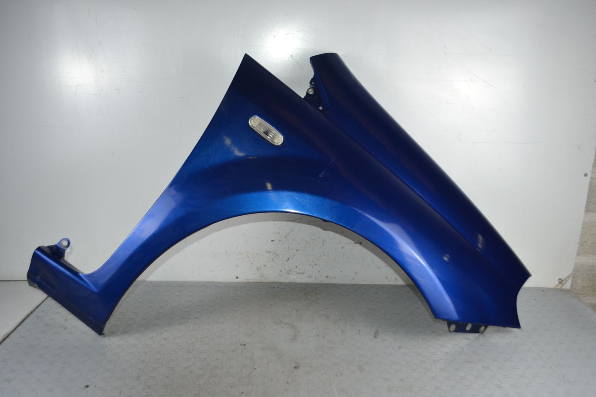 Parafango anteriore DX Fiat Grande Punto Dal 2005 al 2014 Colore blu metallizzato  1708703616281