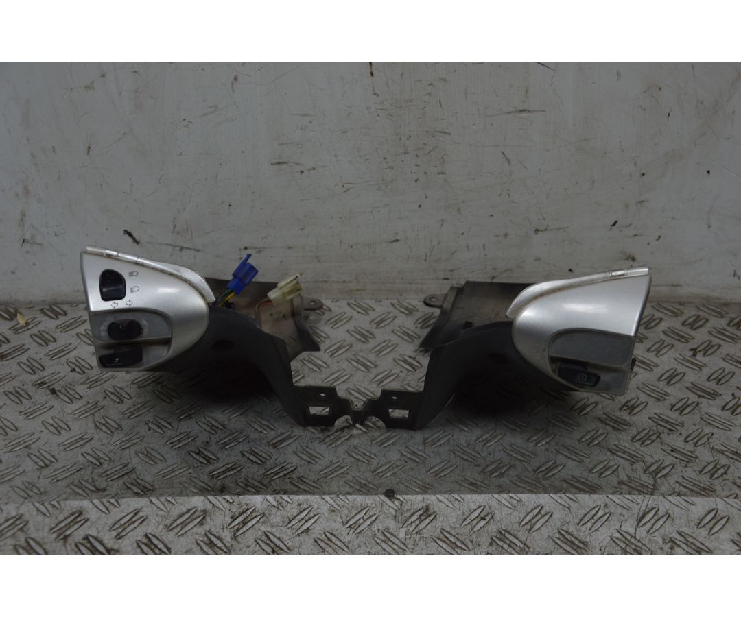 Carena Coprimanubrio Posteriore Yamaha Xenter 125 Dal 2011 al 2018 1709113910945 Carena Coprimanubrio Posteriore Yamaha Xenter 125 Dal 2011 al 2018 1709113910945