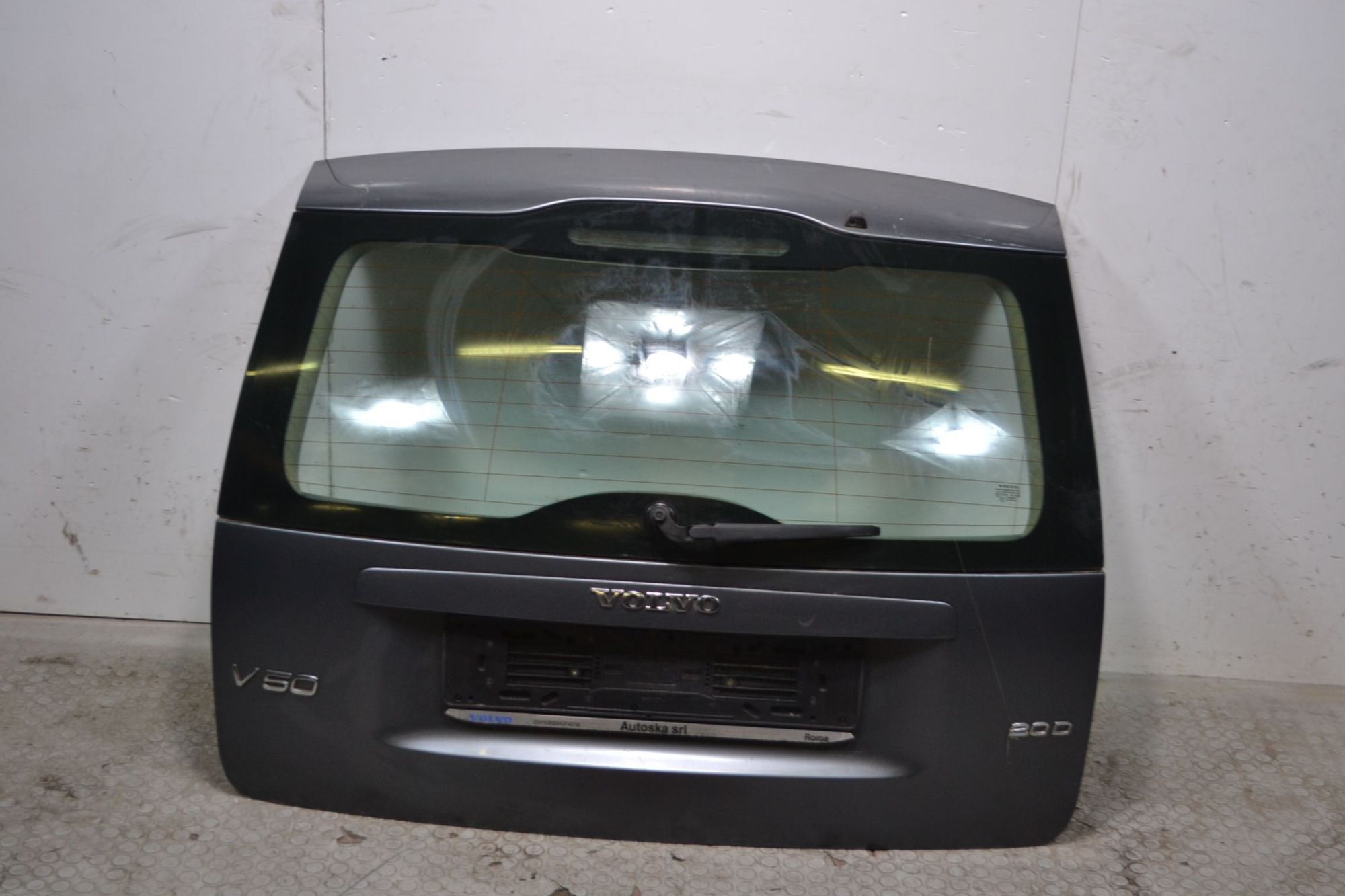 Portellone bagagliaio posteriore Volvo V50 Dal 2004 al 2012 Colore grigio scuro  1709118531138