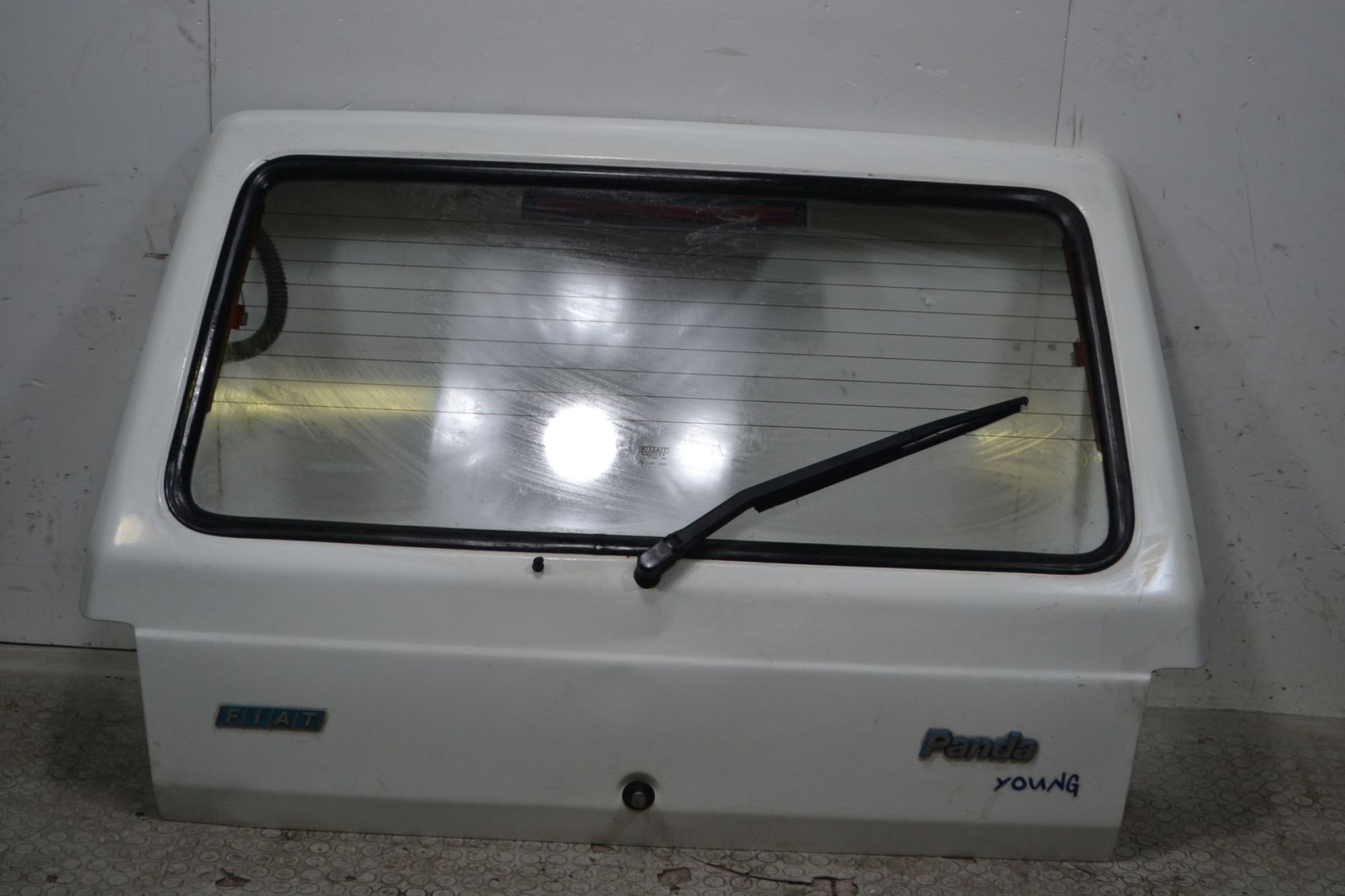 Portellone bagagliaio posteriore Fiat Panda 141 Dal 1980 al 2003 Colore bianco 249/F  1709118884616