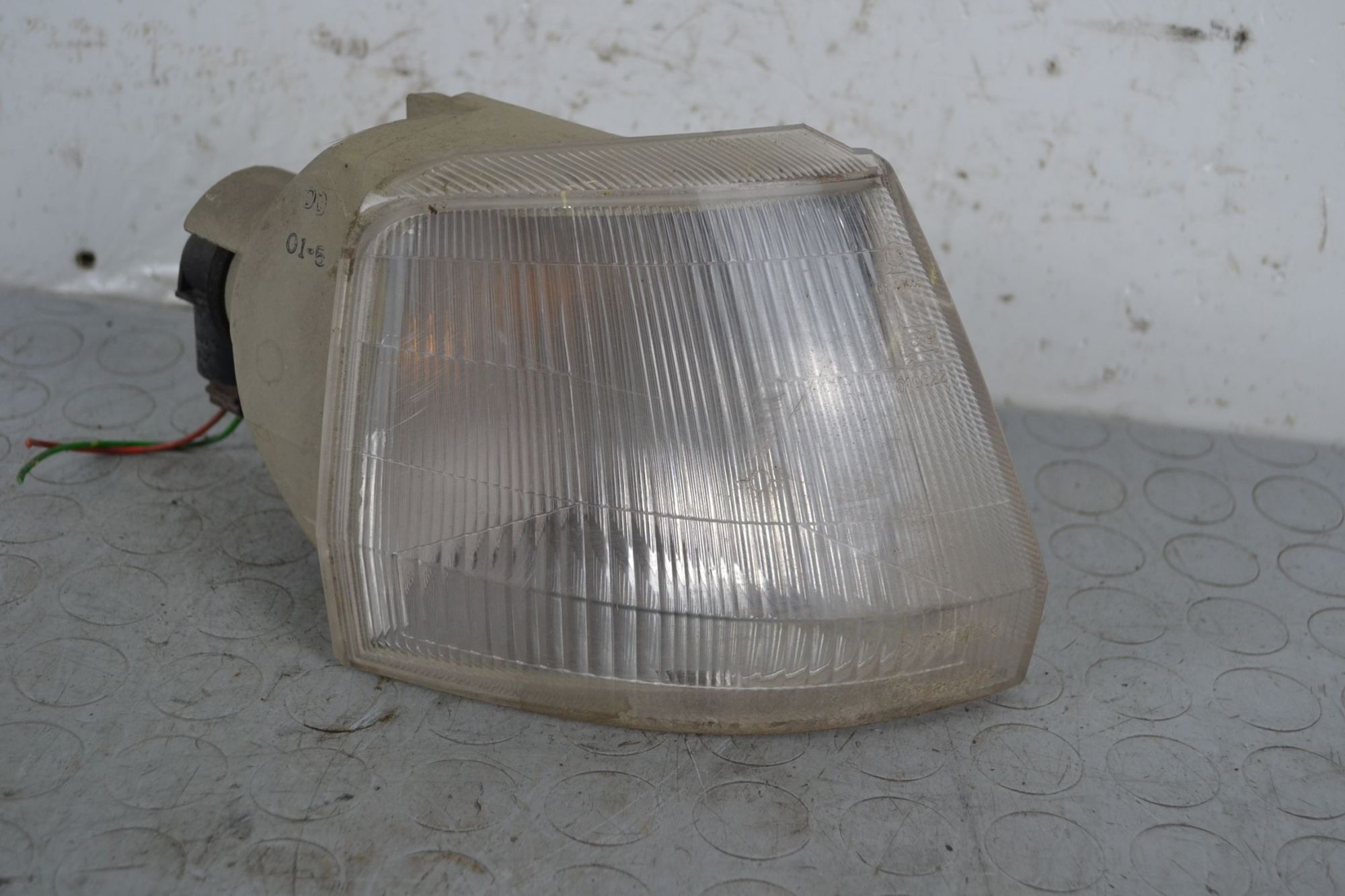 Freccia Direzionale DX Peugeot 106 dal 1991 al 1996 Cod 630321  1709291712782